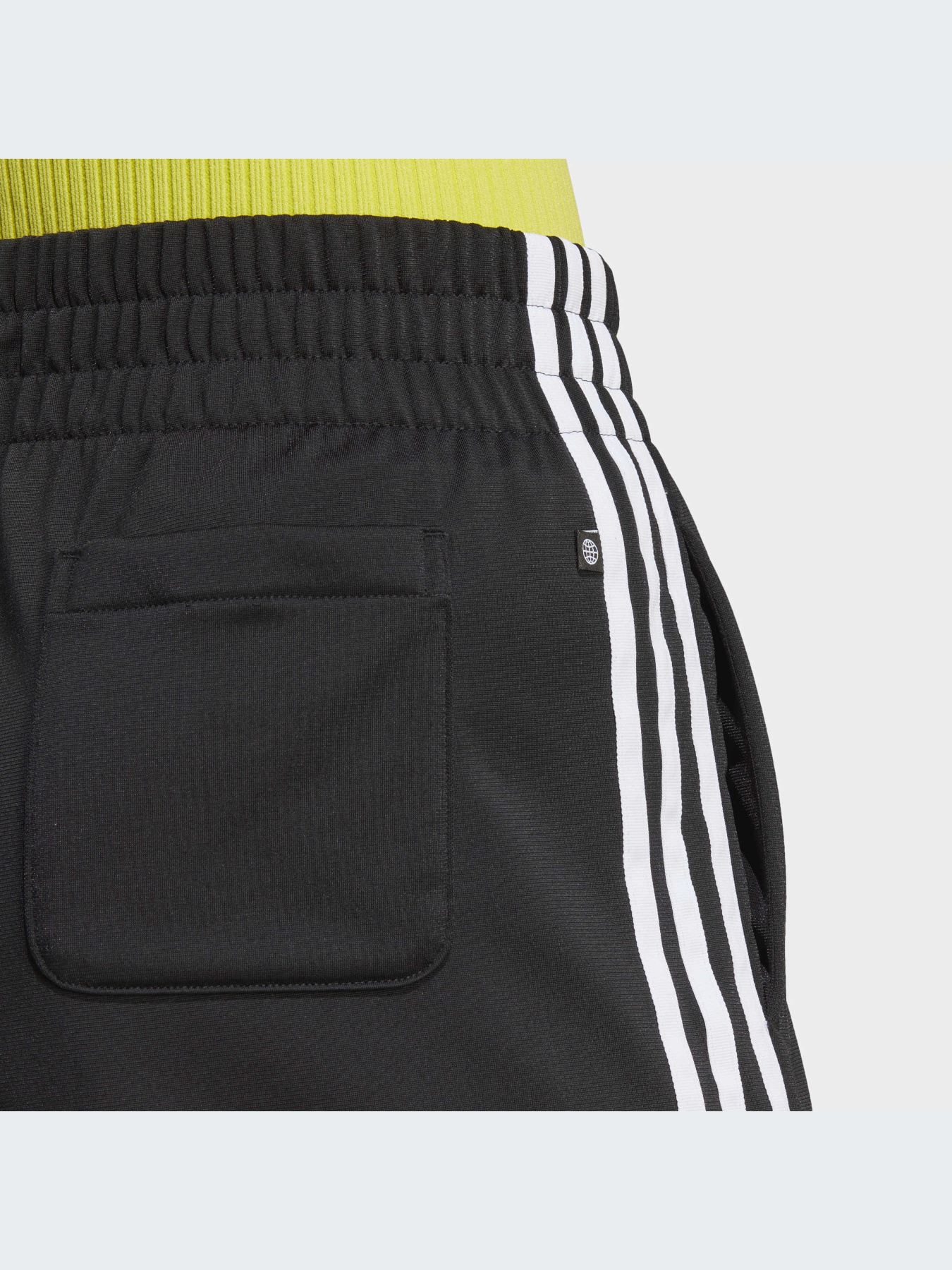 Шорты Adidas Adicolor модель IB7426-KZ Фото