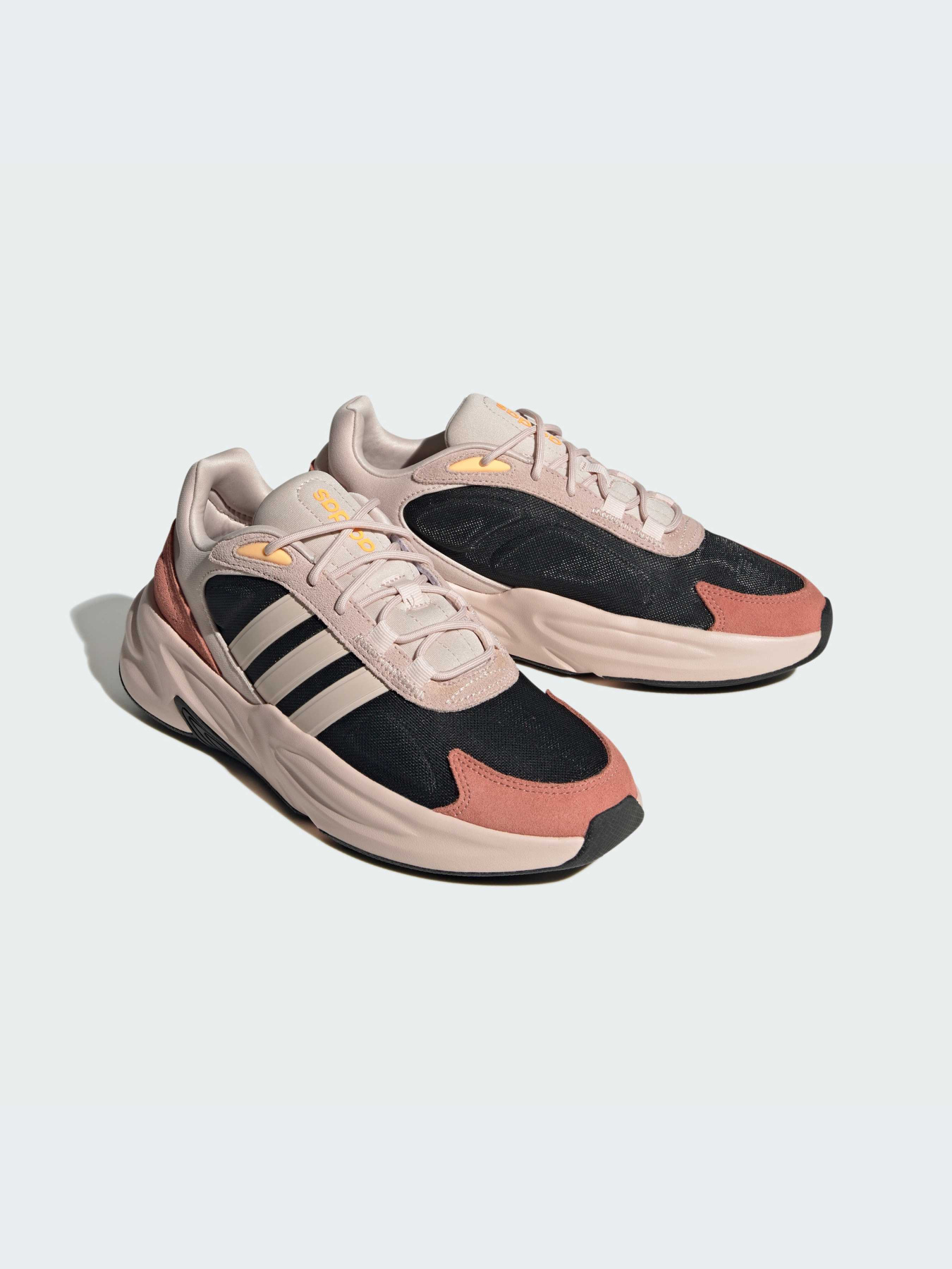 Кроссовки Adidas Ozweego модель IG9797-KZ Кроссовки Adidas Ozweego модель IG9797-KZ Фото