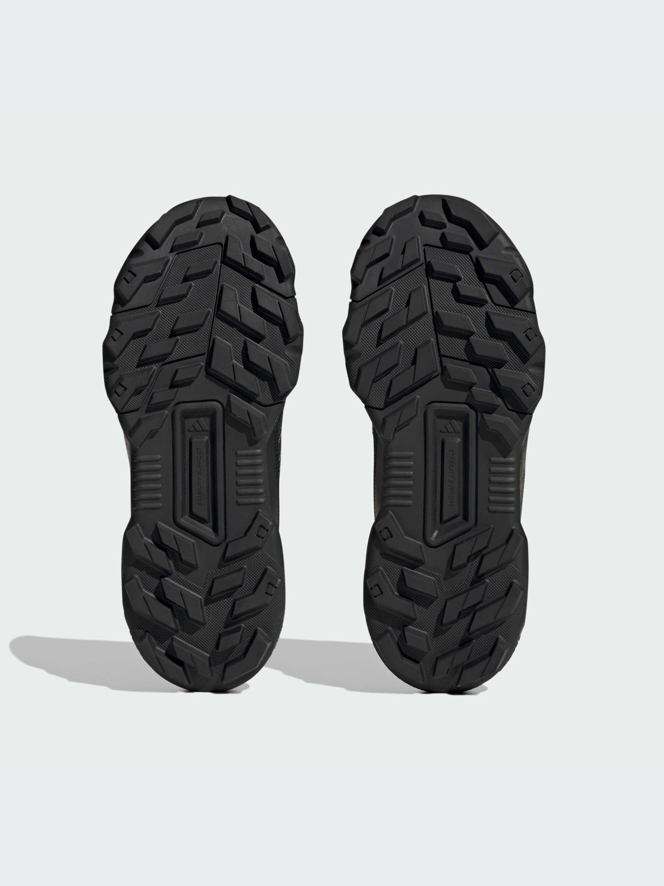 Ботинки и сапоги Adidas модель IF4980-KZ Ботинки и сапоги Adidas модель IF4980-KZ Фото