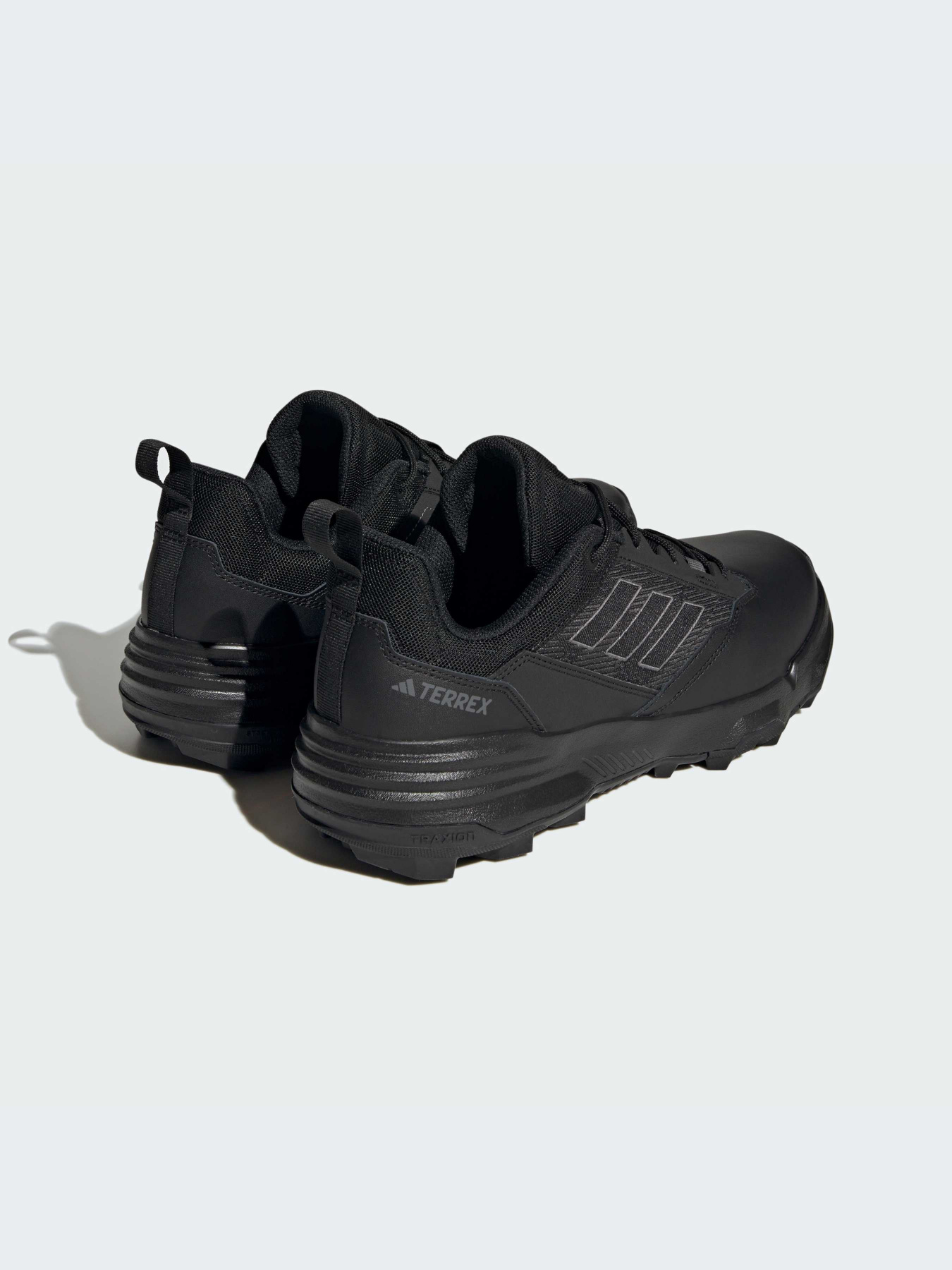 Ботинки и сапоги Adidas модель IF4980-KZ Ботинки и сапоги Adidas модель IF4980-KZ Фото