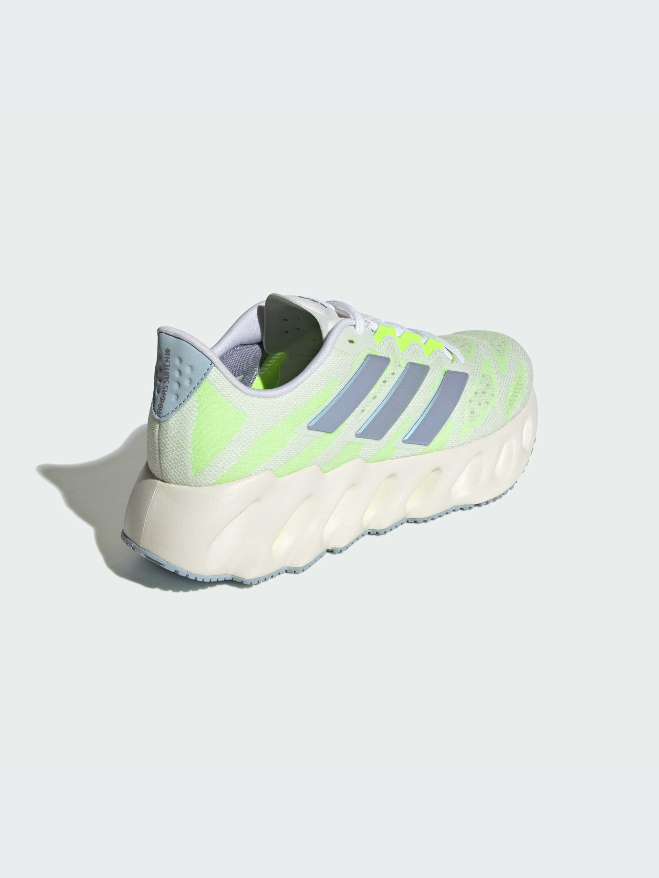 Кроссовки Adidas модель FZ5685-KZ Фото