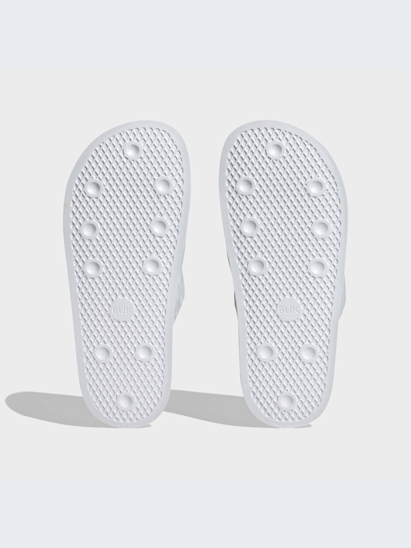 Шлёпанцы Adidas Adilette модель HQ6070-KZ Фото