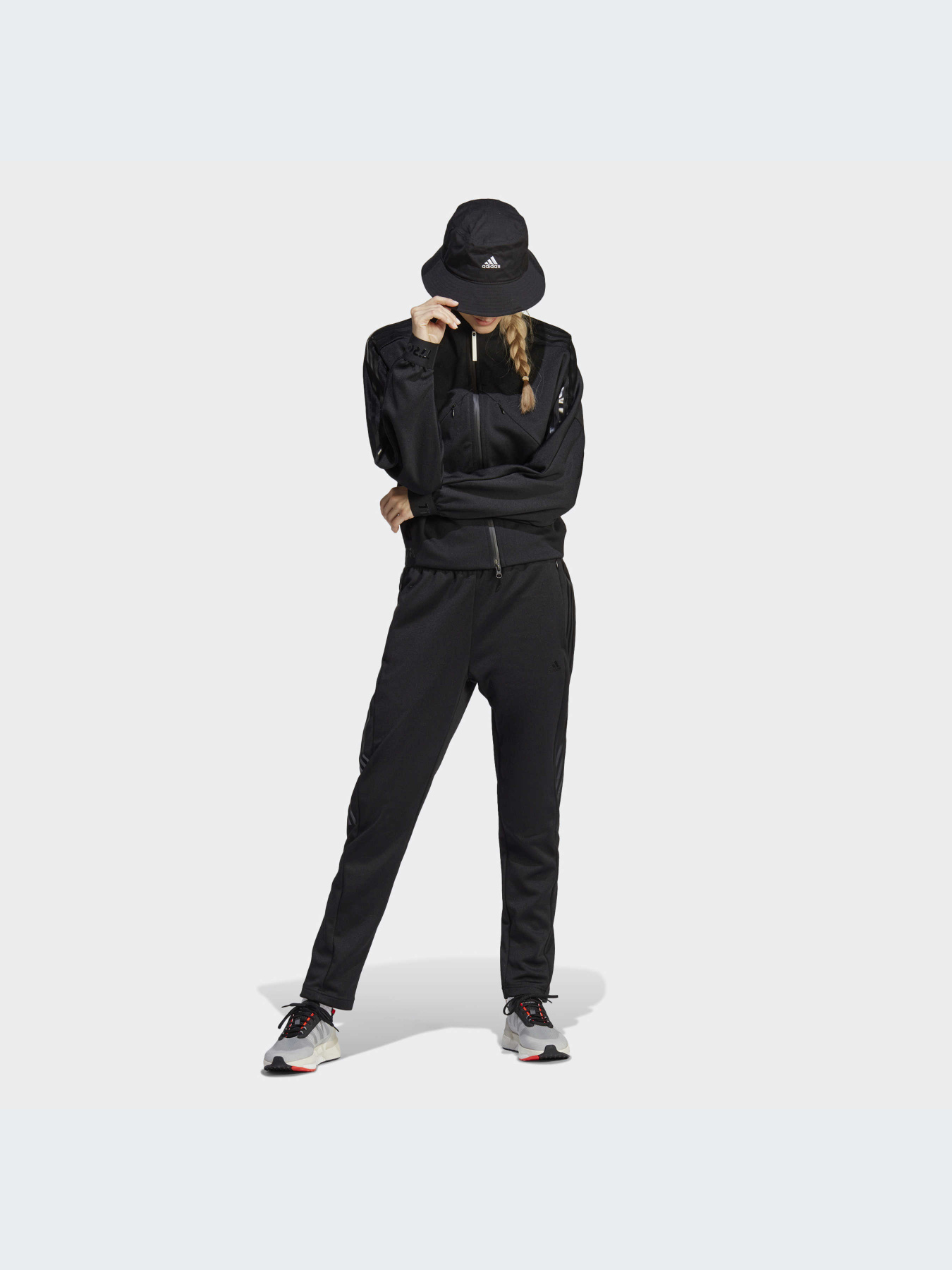 Худи и свитшоты Adidas модель IB2305-KZ Фото