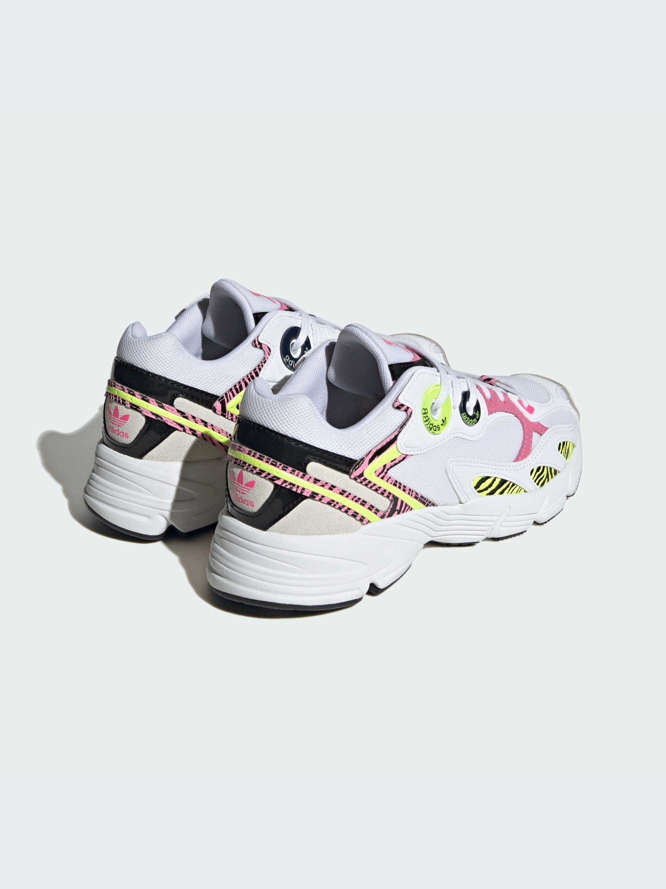 Кроссовки Adidas Astir модель IE9630-KZ Фото