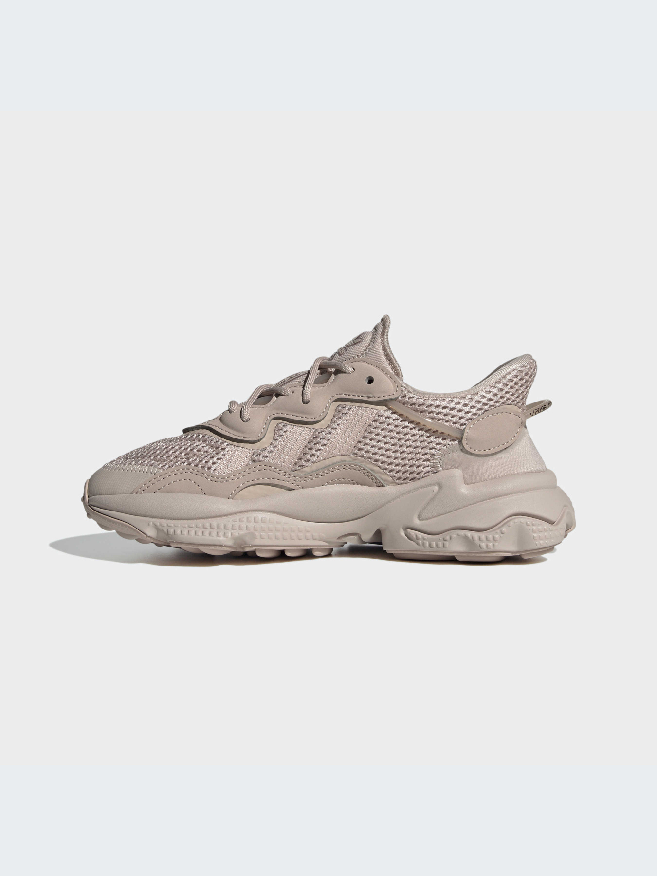 Кроссовки Adidas Ozweego модель HQ1621-KZ Фото