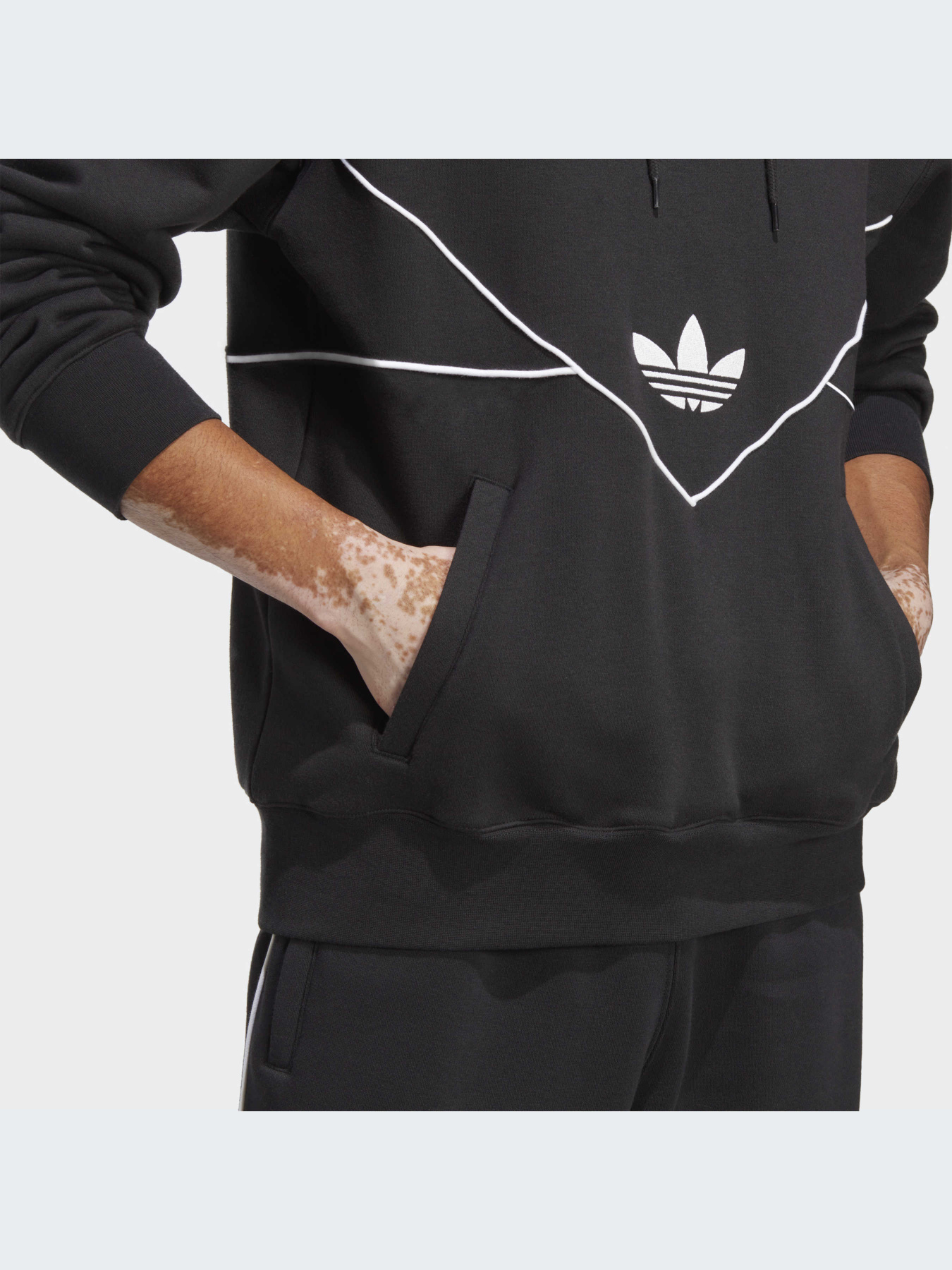 Худи и свитшоты Adidas Adicolor модель HR5335-KZ Фото