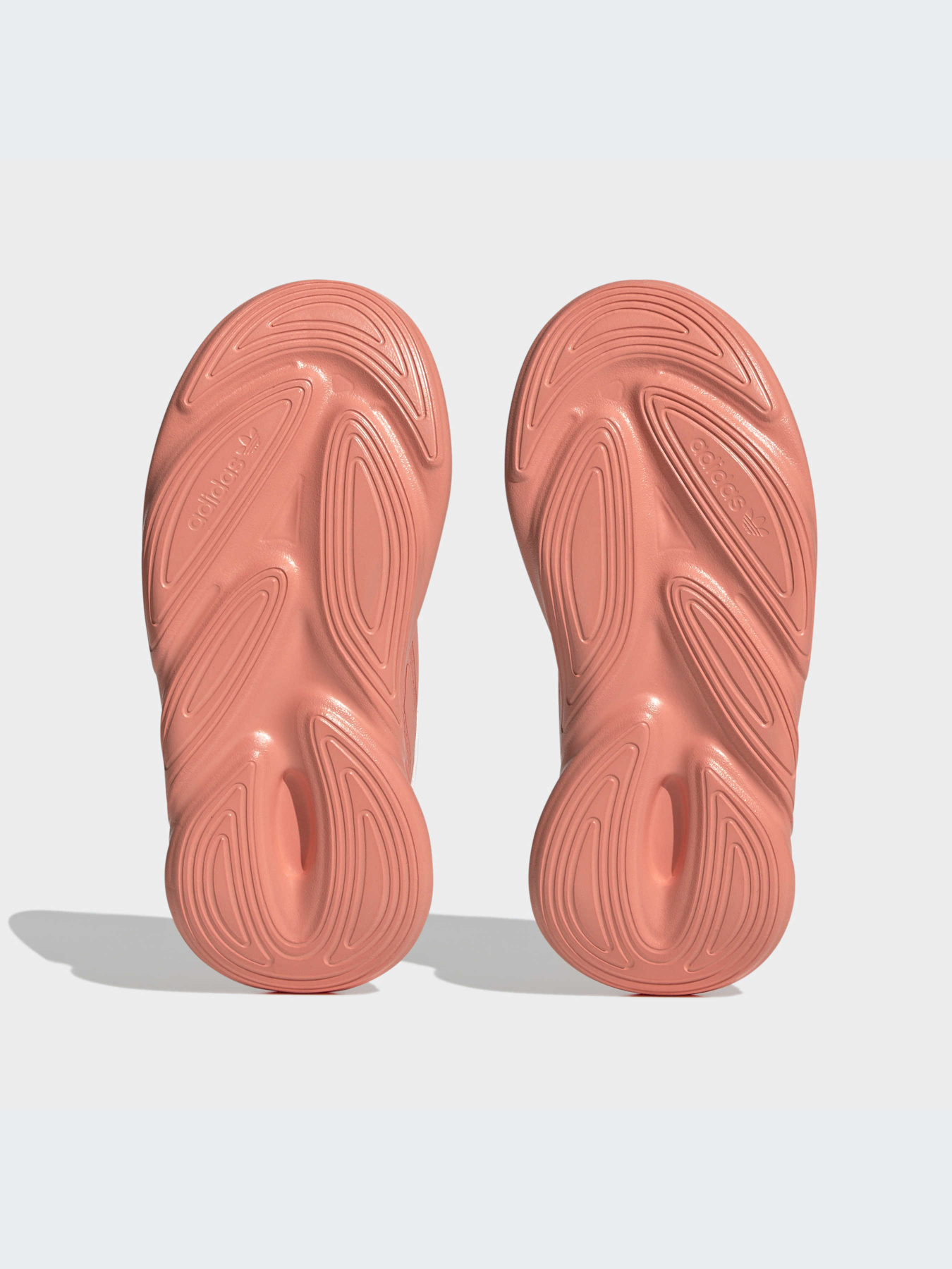 Кроссовки Adidas Ozweego модель HQ1614-KZ Фото