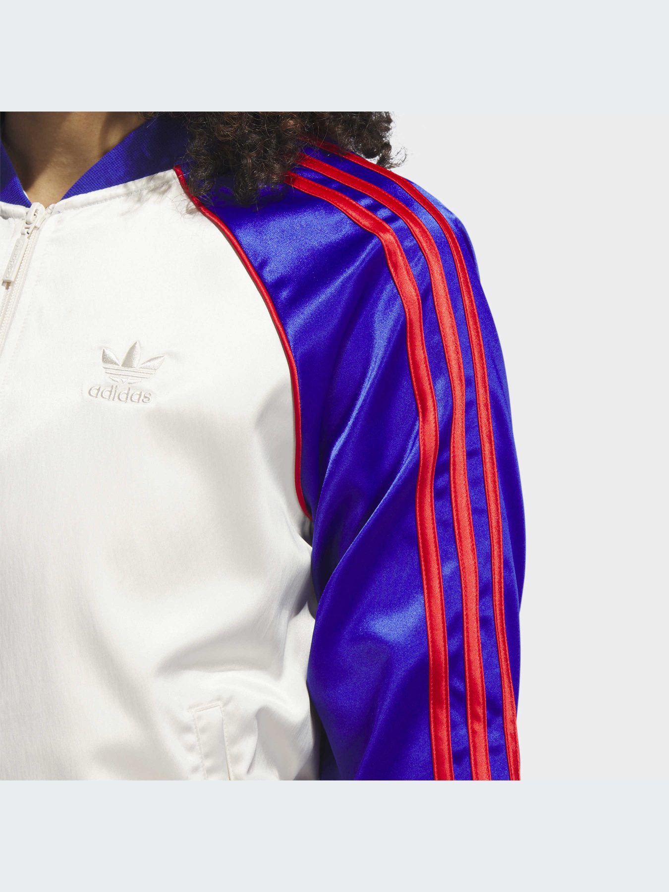Худи и свитшоты Adidas Adicolor модель IC5226-KZ Фото