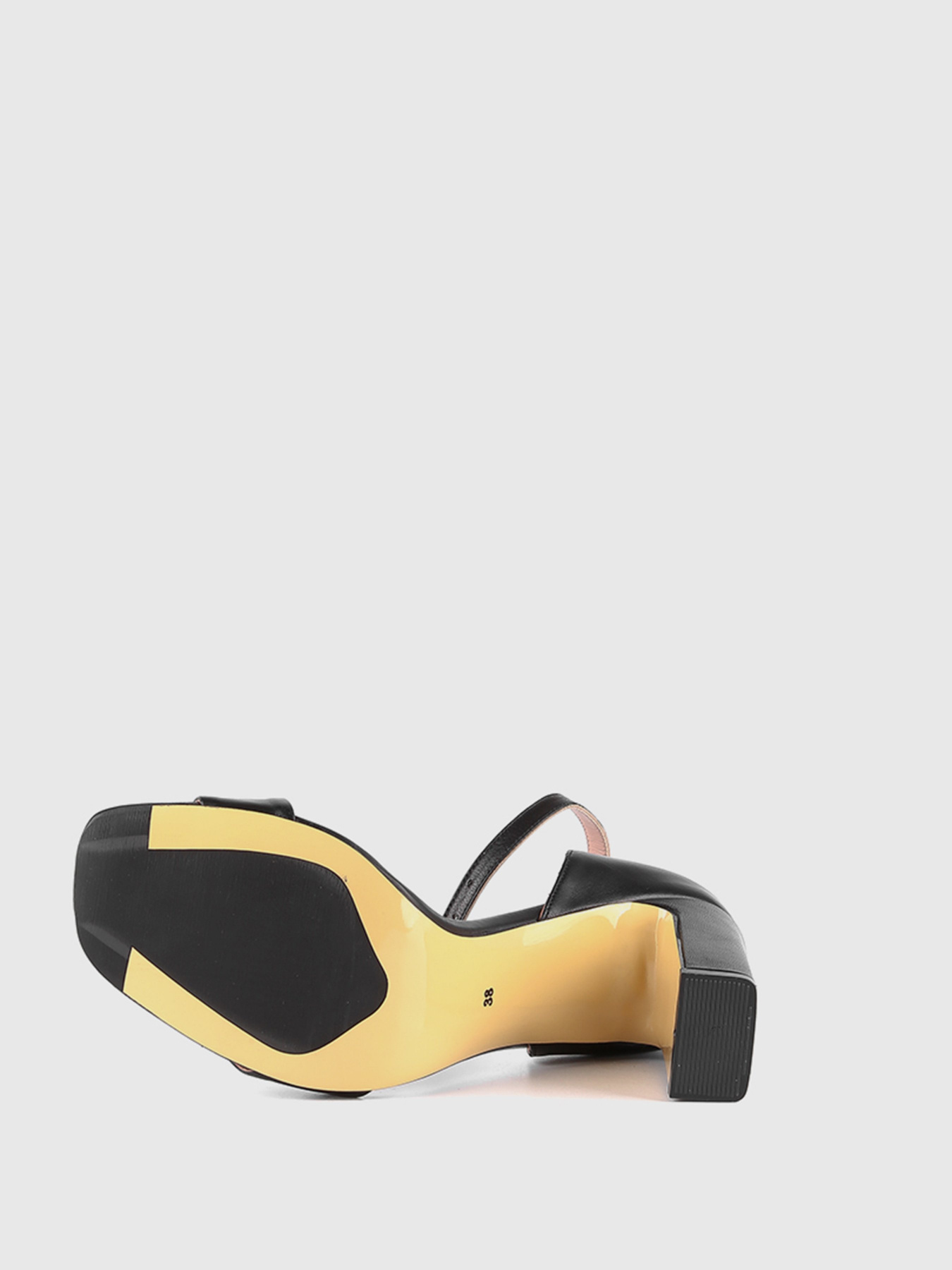 Босоножки LeBERDES модель 00000013055 Фото