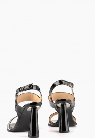 Босоніжки LeBERDES модель 00000013058 Фото