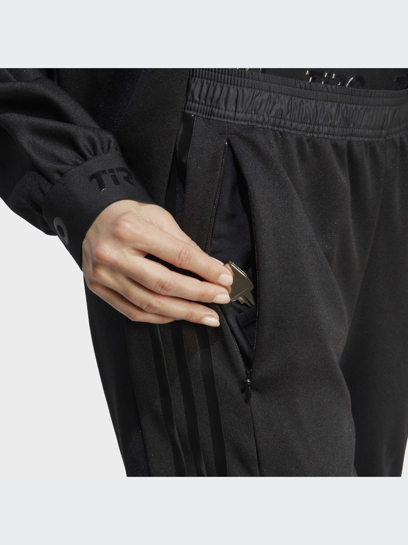 Брюки Adidas Tiro модель IB2306-KZ Фото