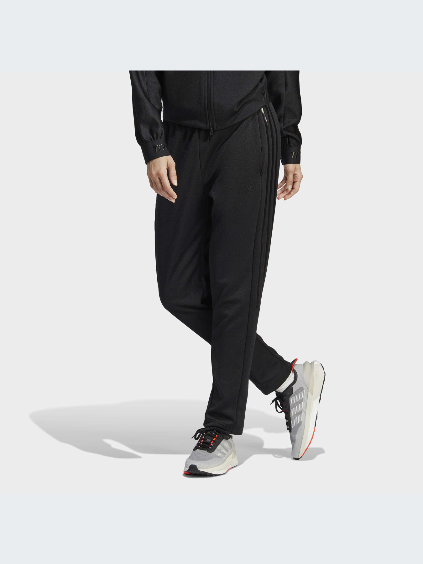 Брюки Adidas Tiro модель IB2306-KZ Фото