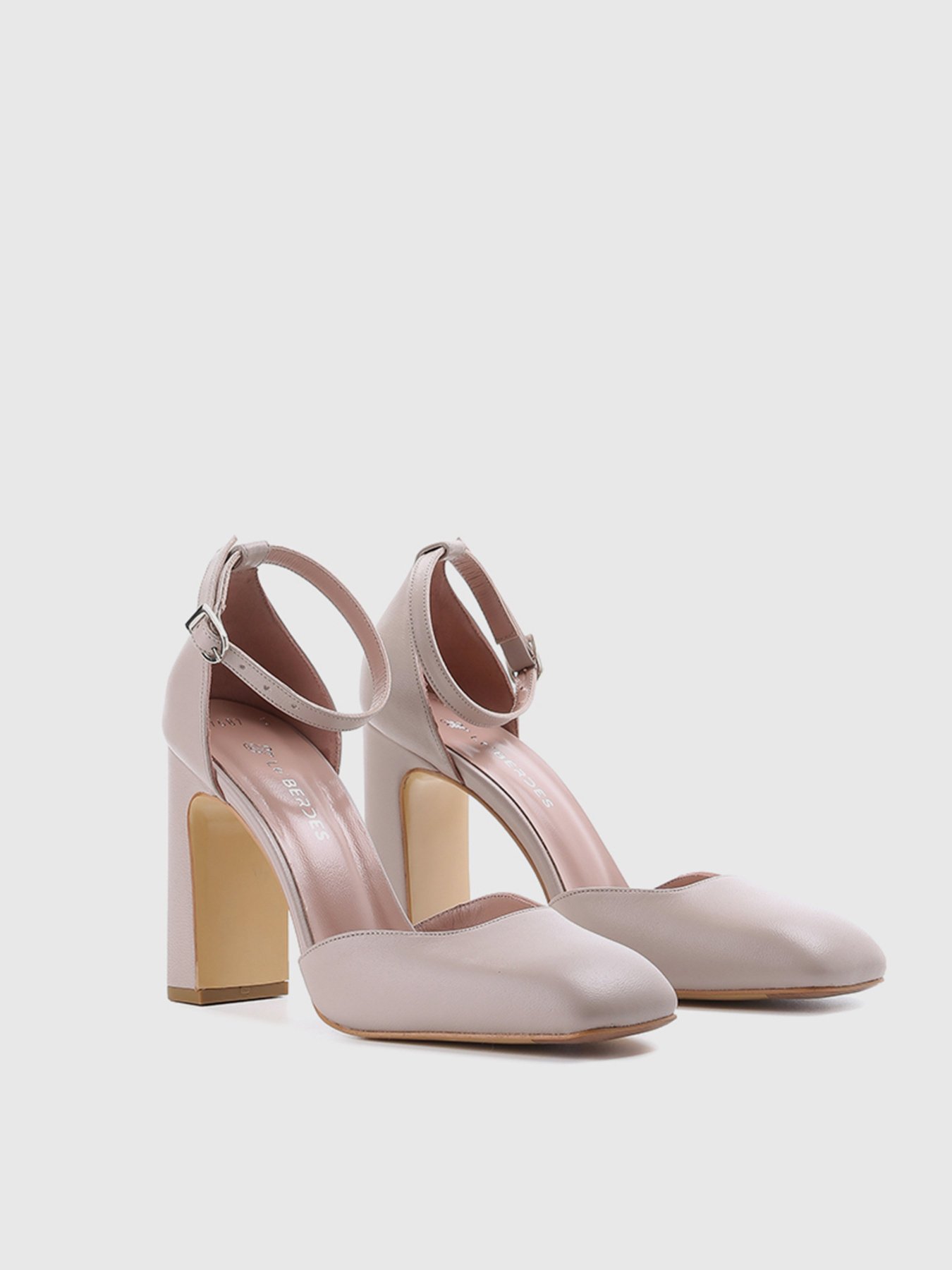 Туфли LeBERDES модель 00000013073 Туфли LeBERDES модель 00000013073 Фото