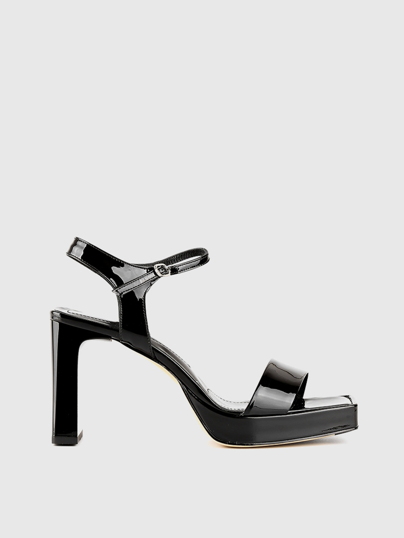 Босоніжки LeBERDES модель 00000013074 Фото