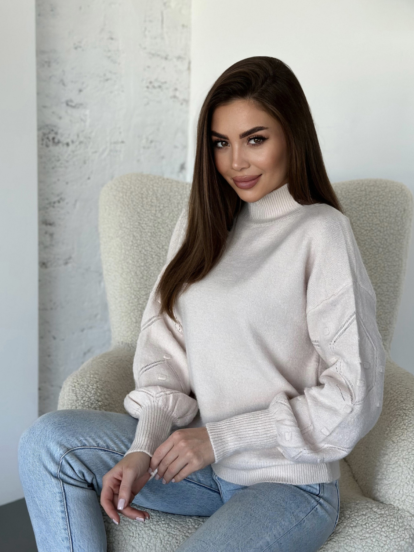 Свитер ISSA Plus модель WN20-563_молочный Фото