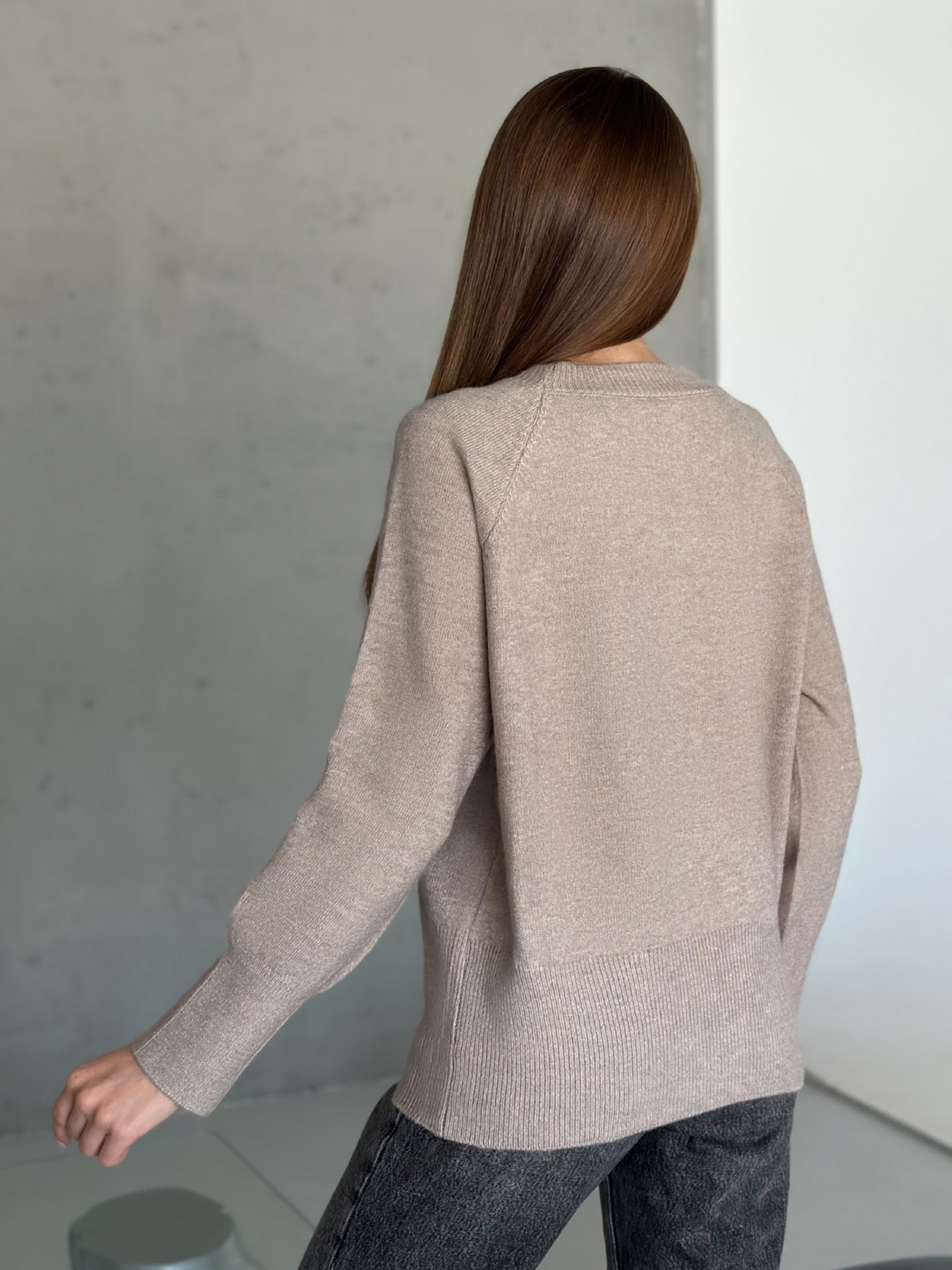 Джемпер ISSA Plus модель WN20-567_светло-коричневый Фото