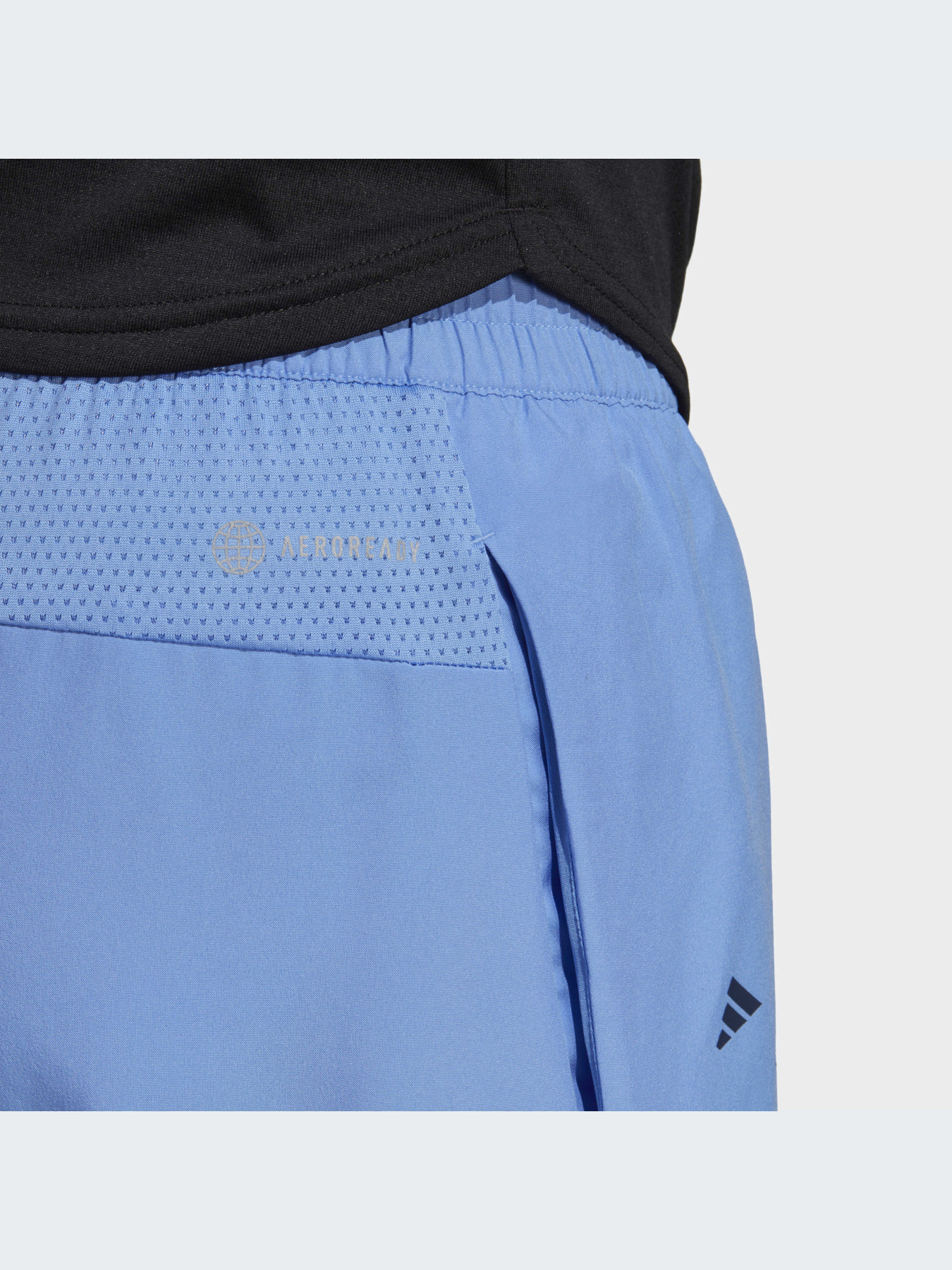 Шорты спортивные Adidas Graphics модель HN0797 Фото