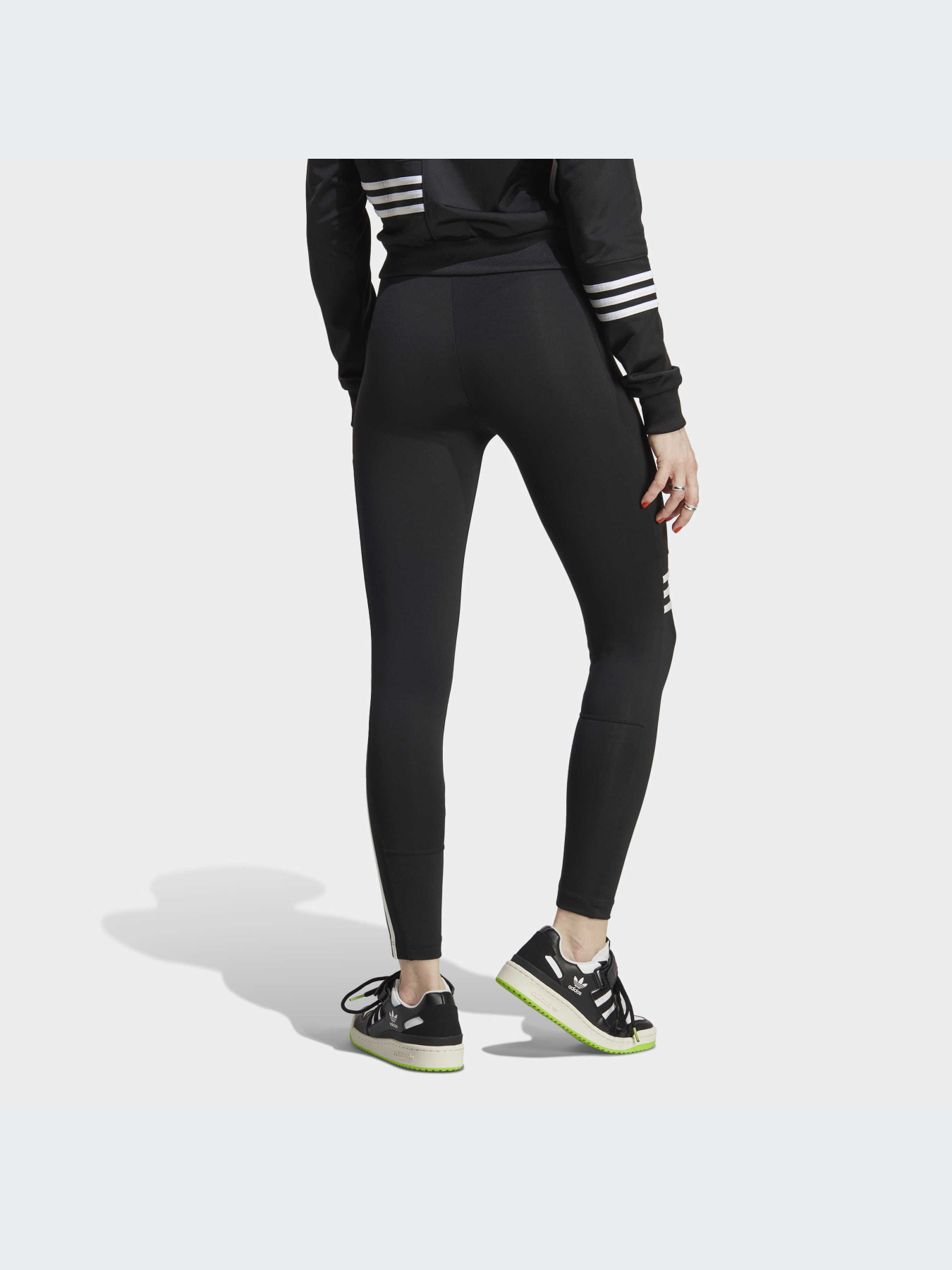 Легінси Adidas Adicolor модель IC2383 Фото