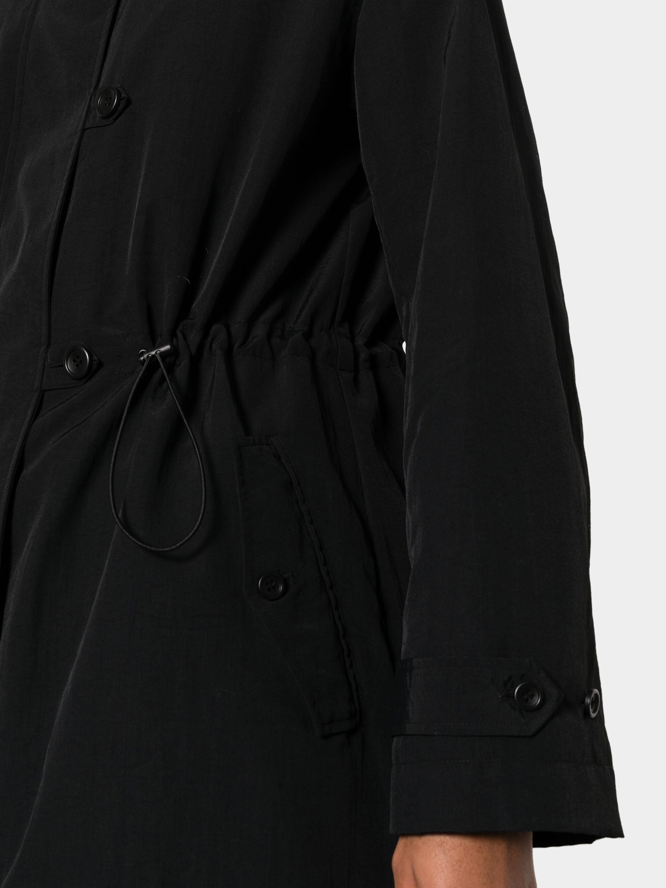 Куртки и дубленки Emporio Armani модель 6R2L76-2NFLZ-0999 Фото