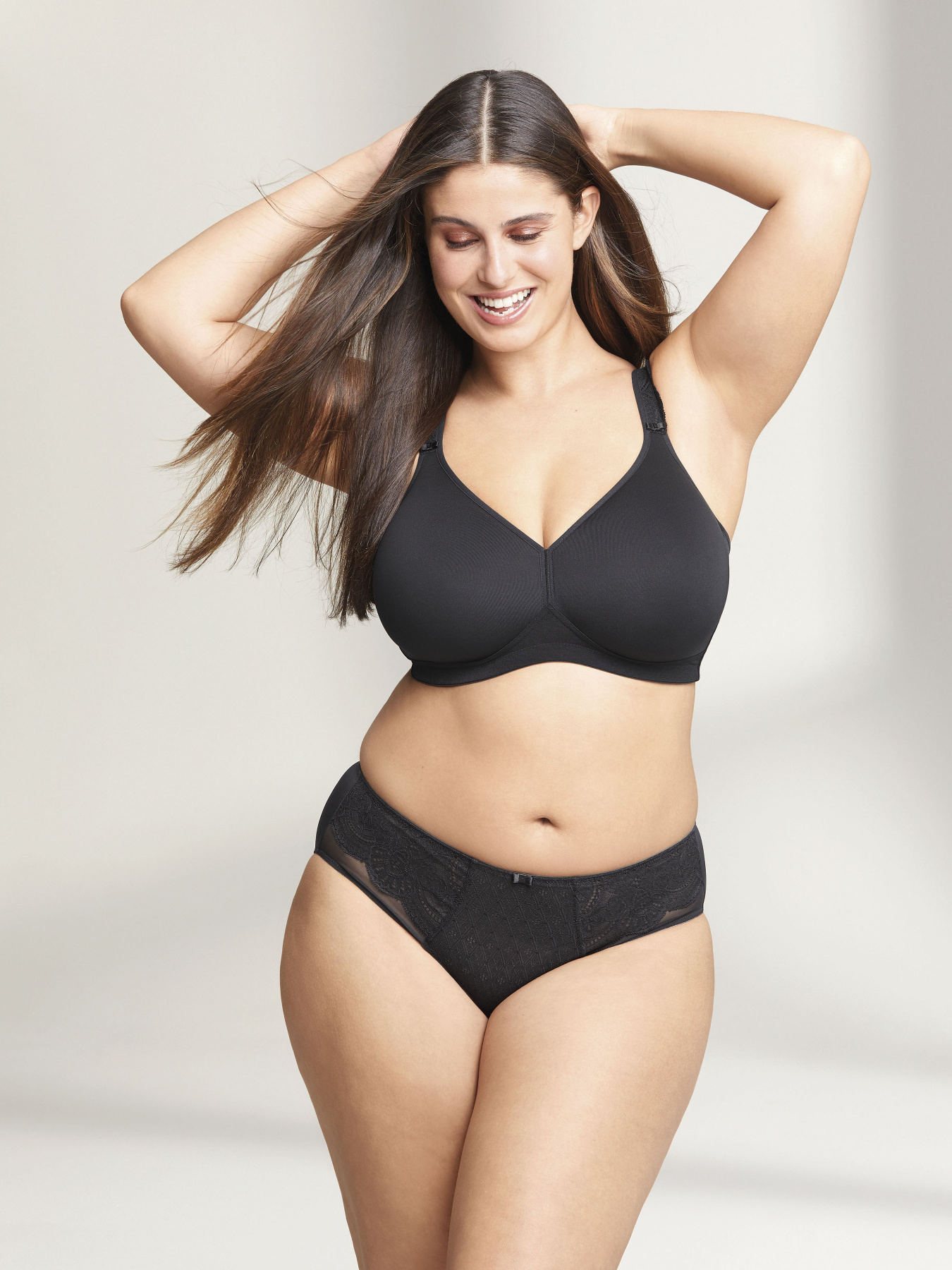 Бюстгальтер Anita модель Selma5631Black Фото