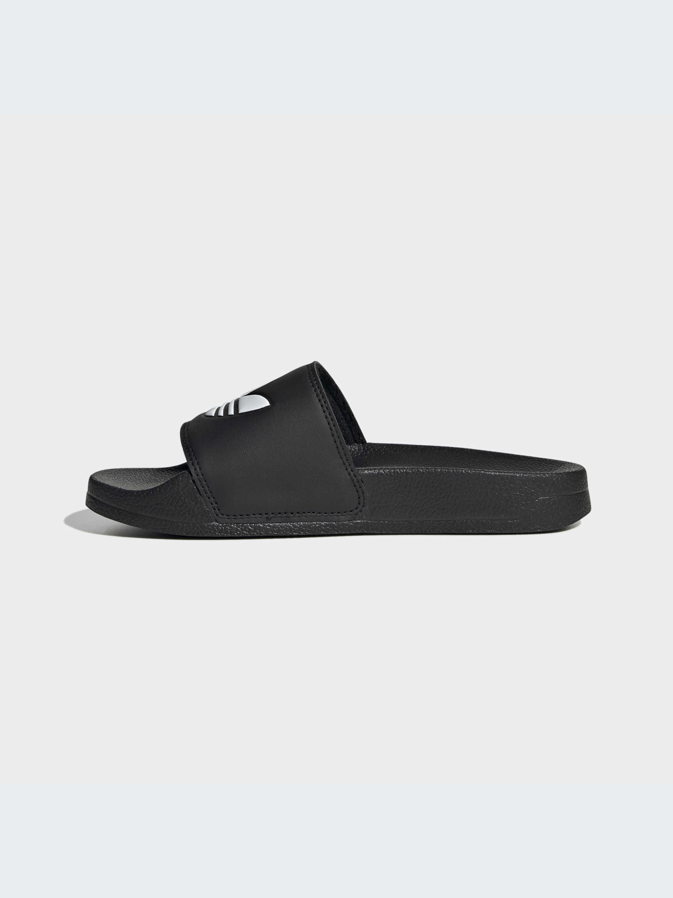 Шлепанцы Adidas Adilette модель EG8271 Фото