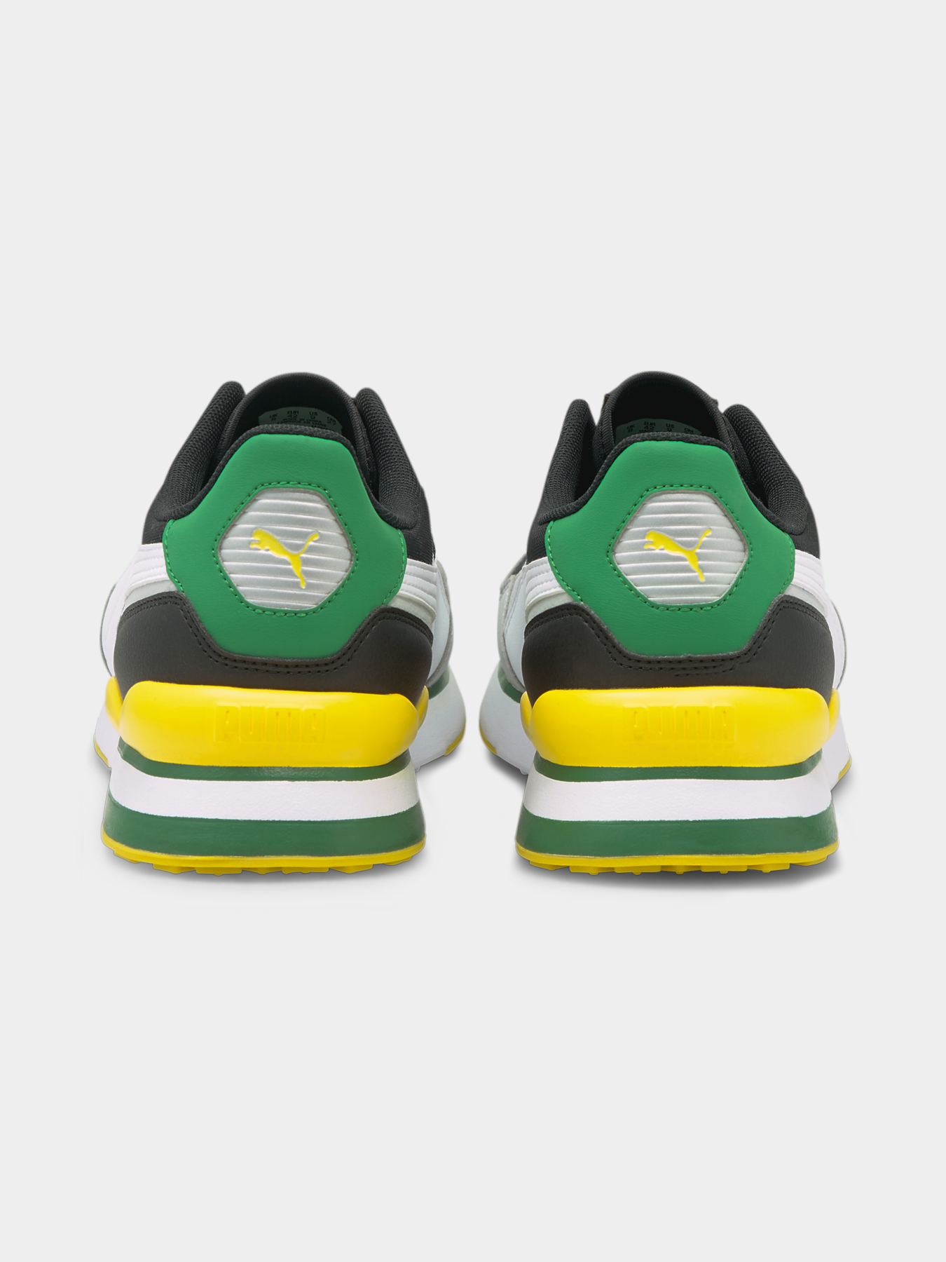 Кросівки PUMA R78 Futr модель 374895 Фото