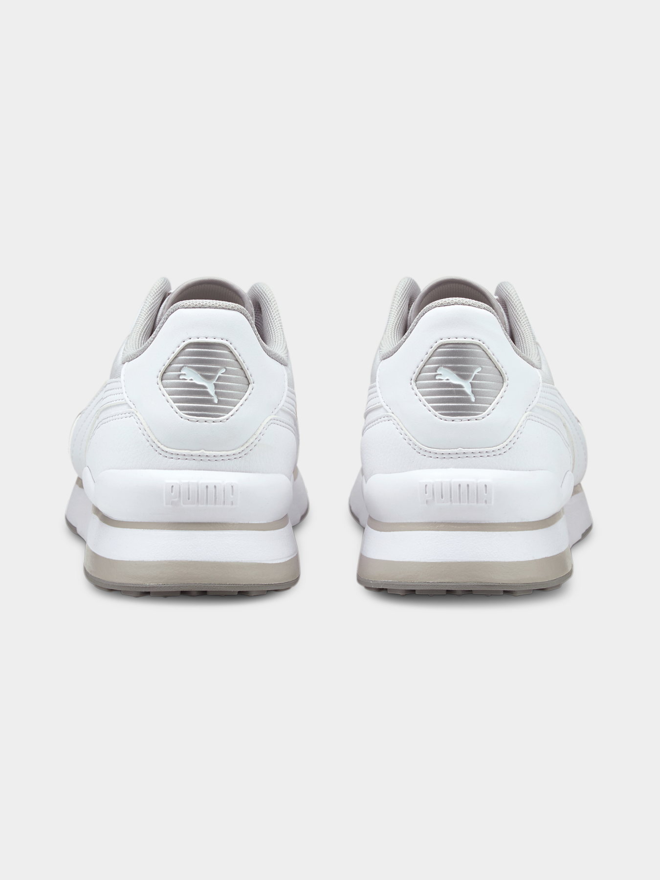 Кросівки PUMA R78 Futr модель 374895 Фото