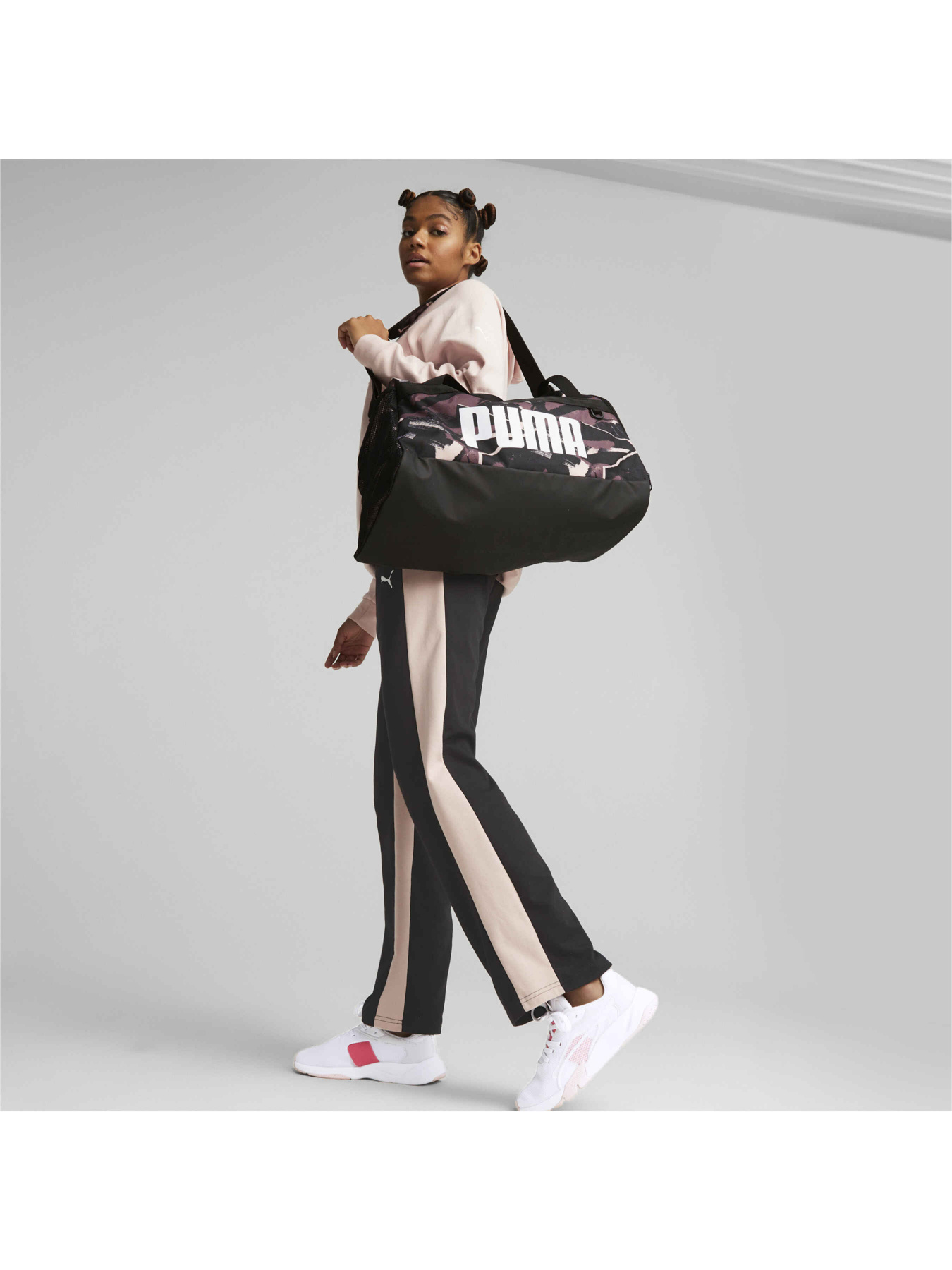 Дорожная сумка PUMA Challenger Duffel Bag S модель 076620 Фото