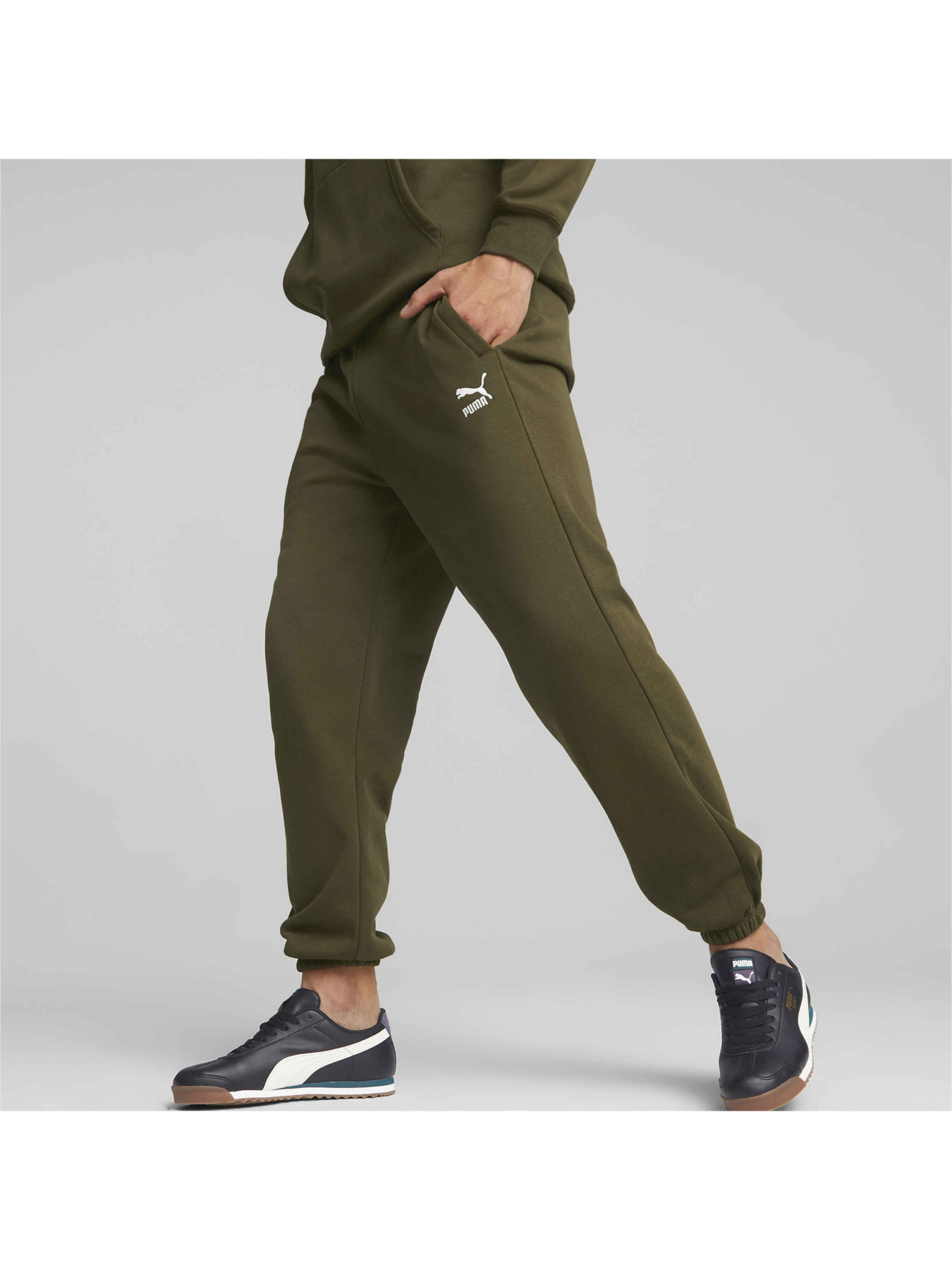 Штаны спортивные PUMA Classics Sweatpants модель 535597 Фото