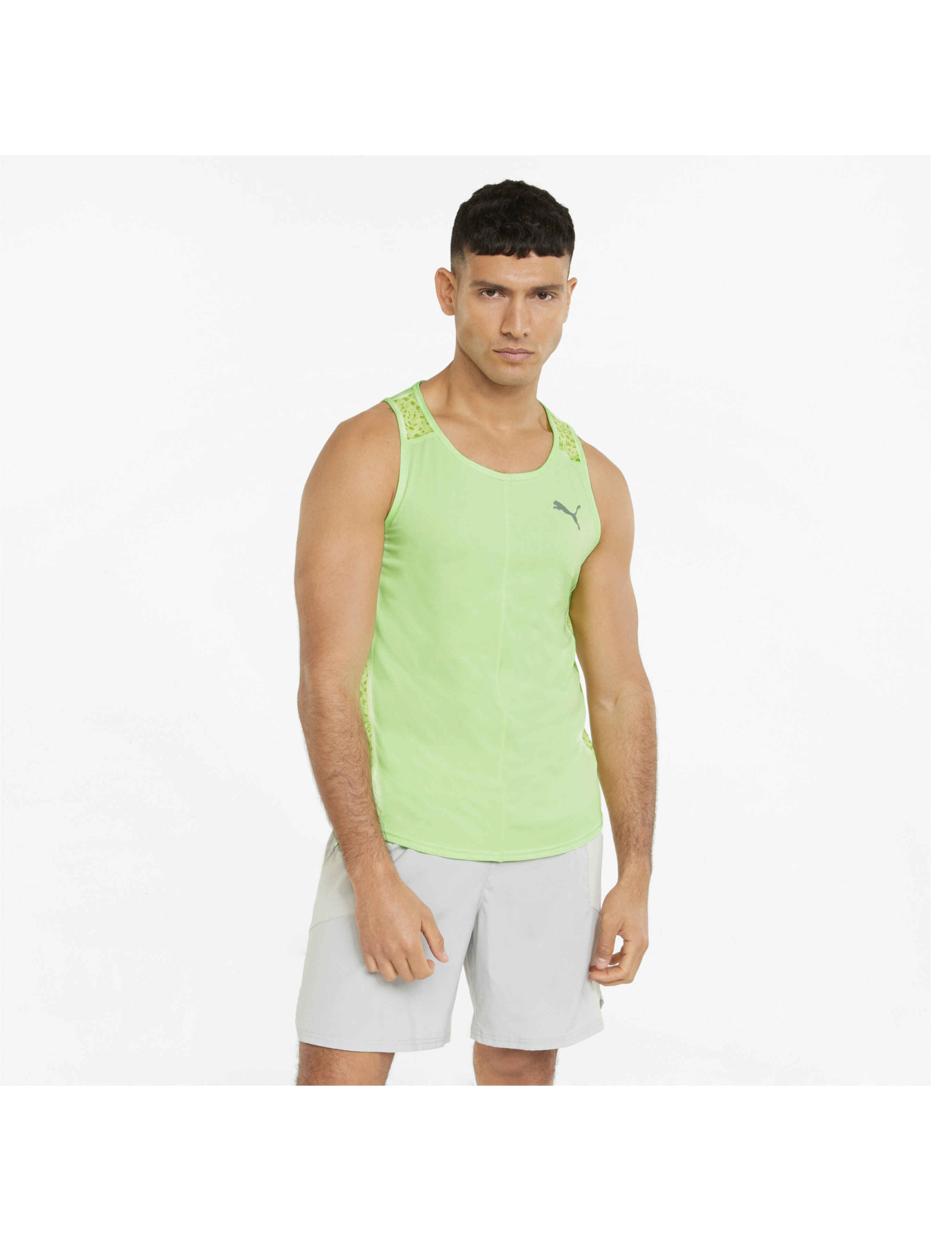 Спортивная майка PUMA Run Graphic Singlet M модель 521672 Спортивная майка PUMA Run Graphic Singlet M модель 521672 Фото