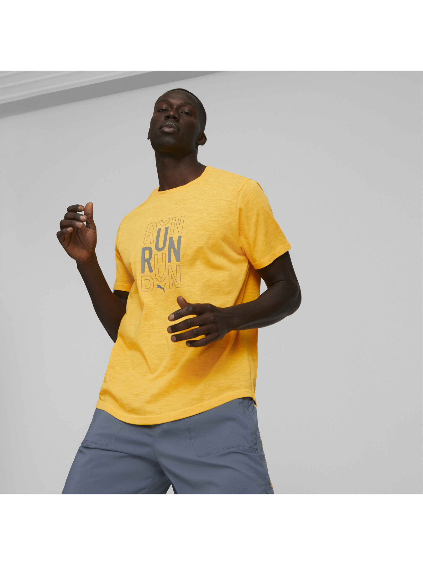 Футболка спортивна PUMA Run Logo Ss Tee M модель 522423 Фото