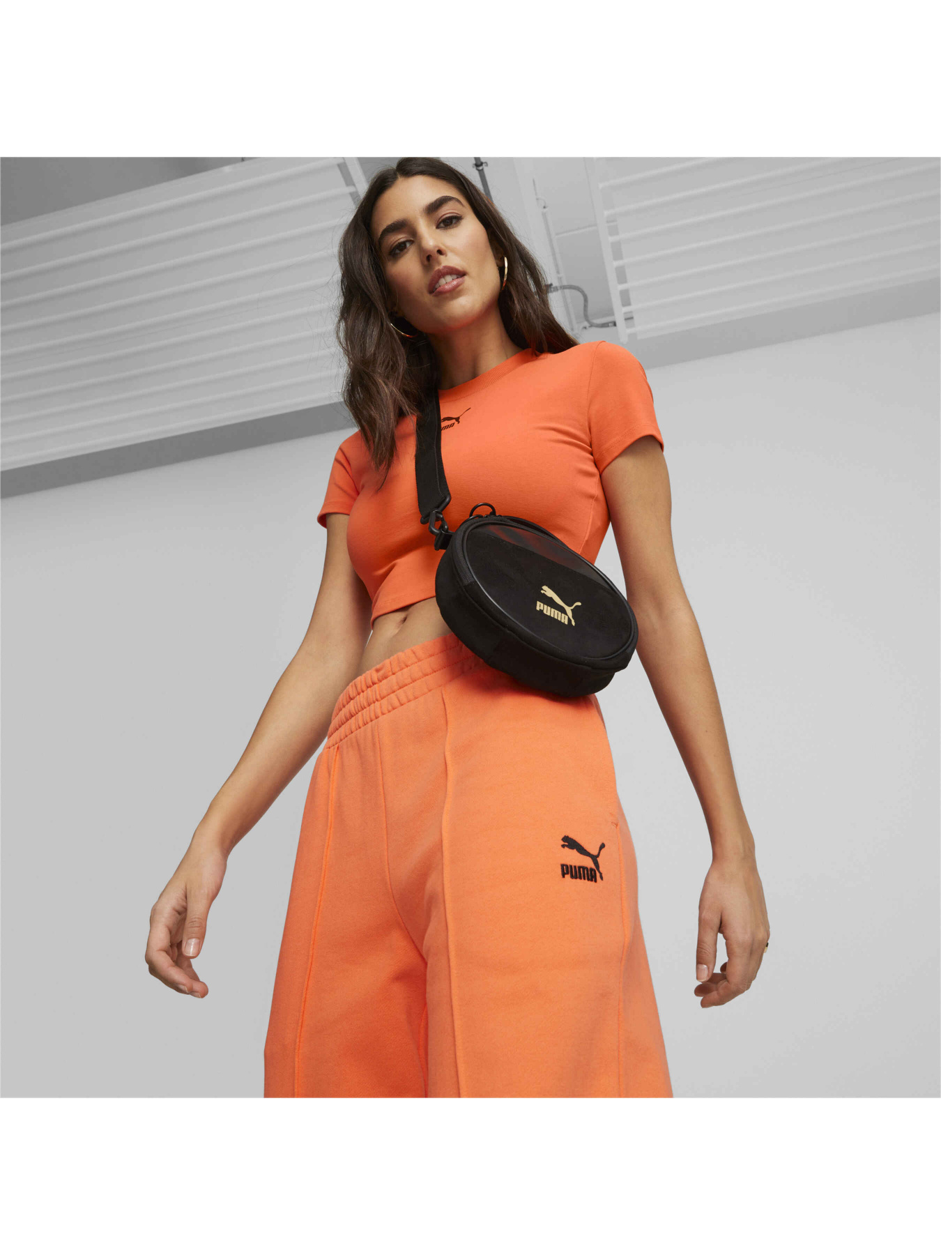 Крос-боді PUMA Classics Seasonal Circle Bag модель 079924 Крос-боді PUMA Classics Seasonal Circle Bag модель 079924 Фото