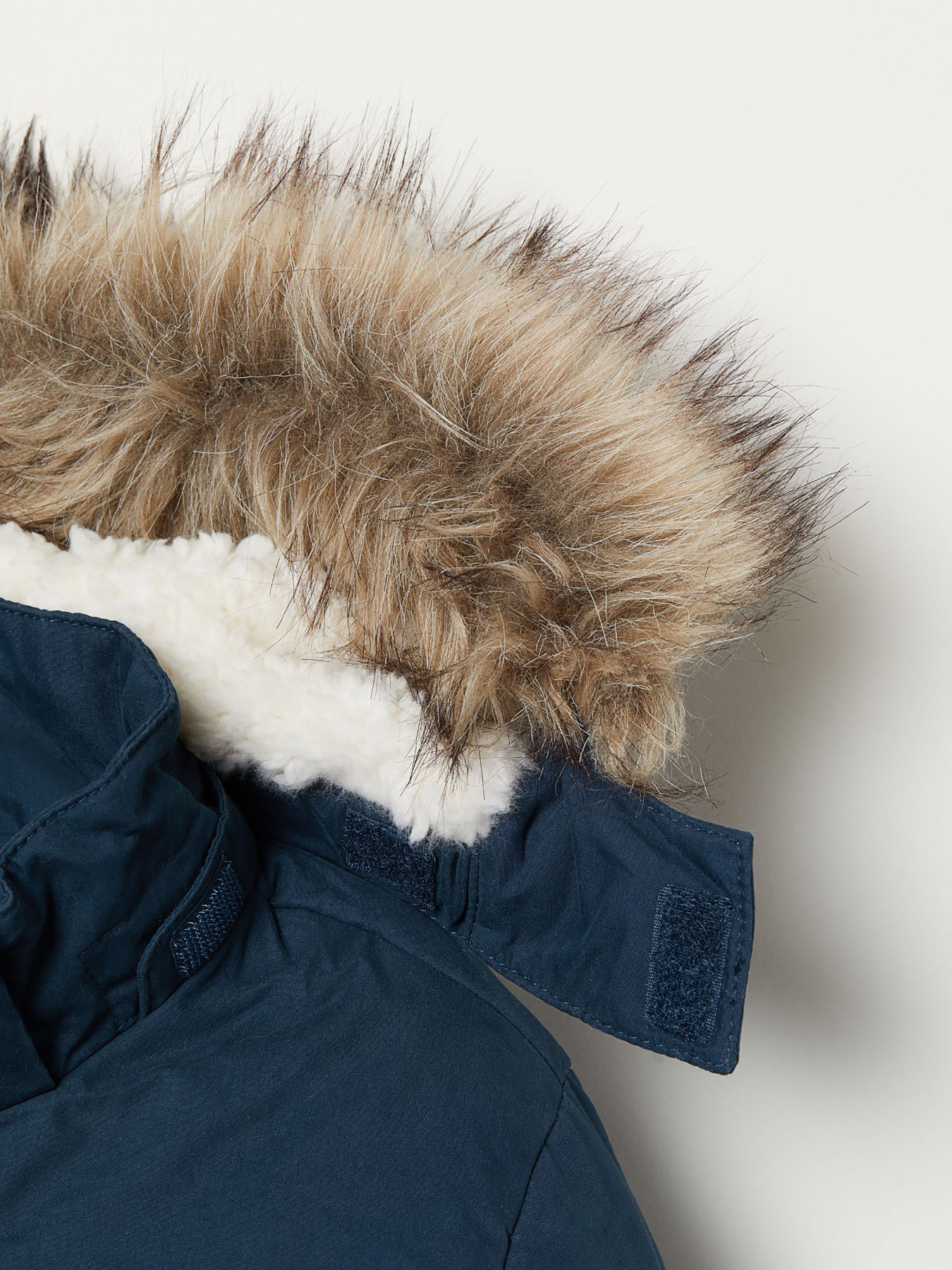 Демісезонна куртка H&M модель 32068 Фото