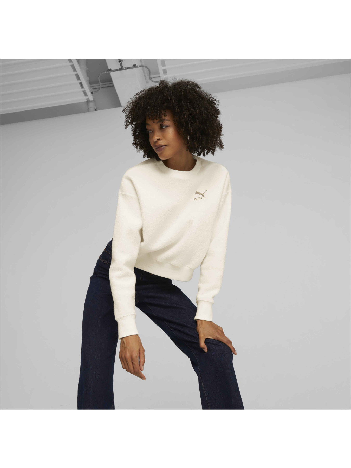 Свитшот PUMA Classics Fleece Crew модель 621413 Фото