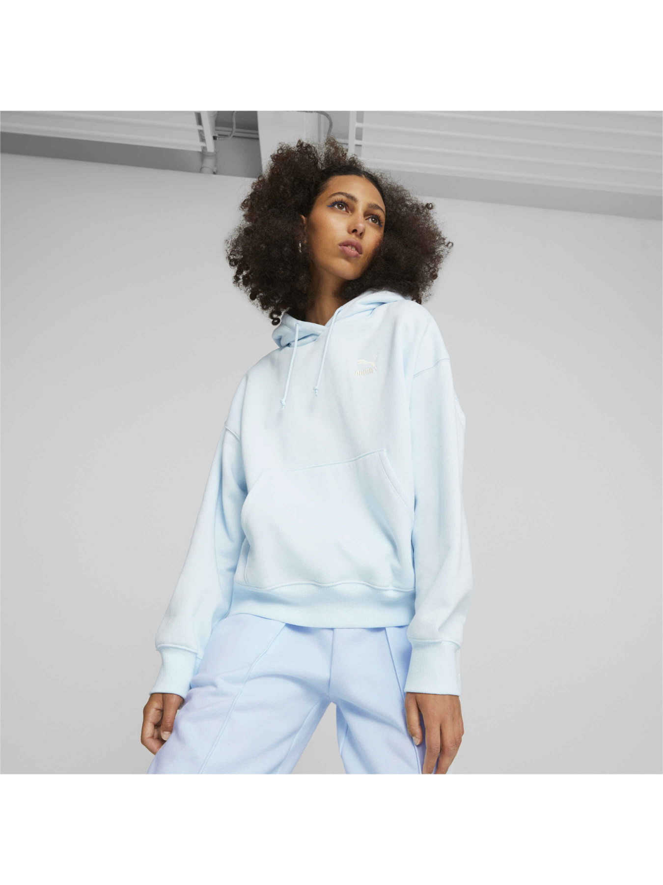 Худи PUMA Classics Oversized Hoodie модель 621407 Фото