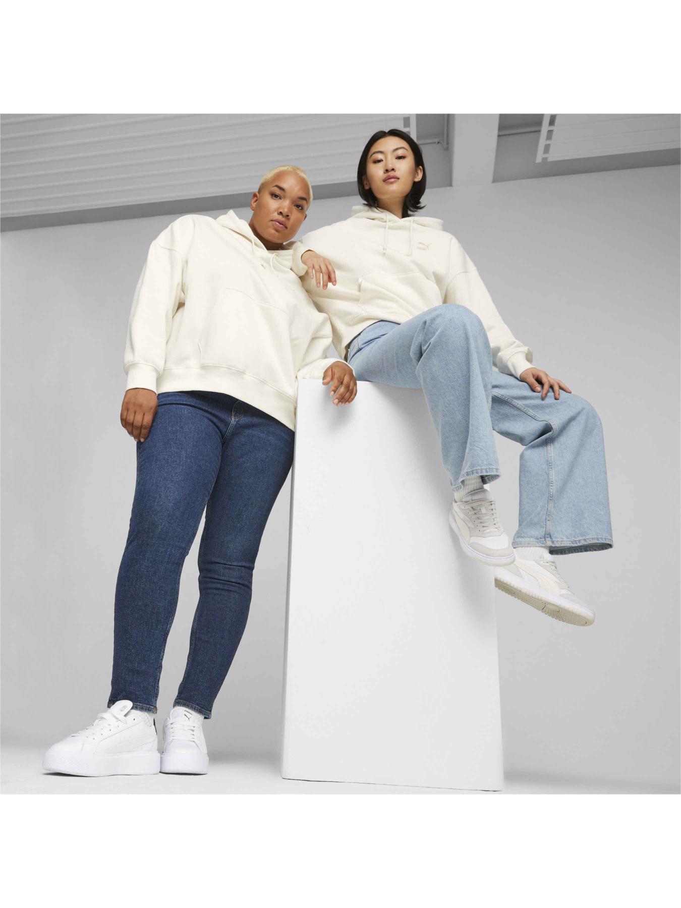 Худі PUMA Classics Oversized Hoodie модель 621407 Фото