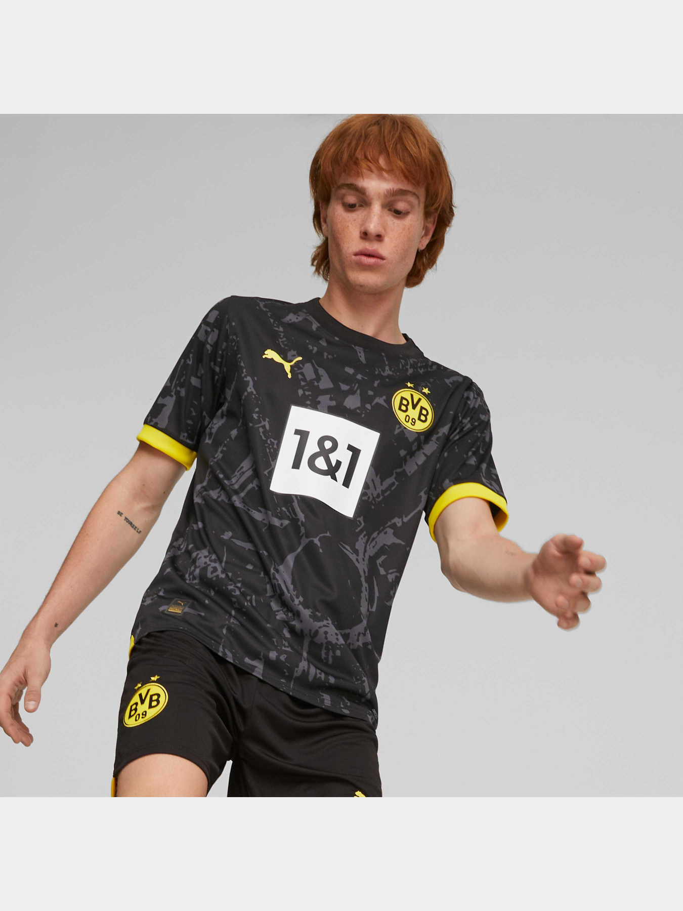 Спортивная футболка PUMA Bvb Away Jersey Replica модель 770612 Спортивная футболка PUMA Bvb Away Jersey Replica модель 770612 Фото