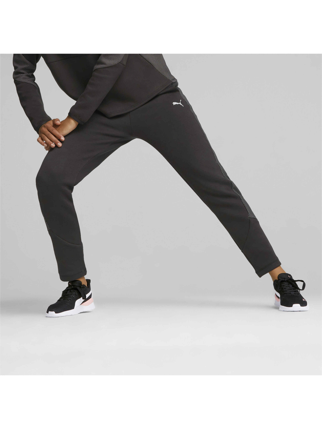 Штаны спортивные PUMA Evostripe High-waist Pants модель 676075 Фото