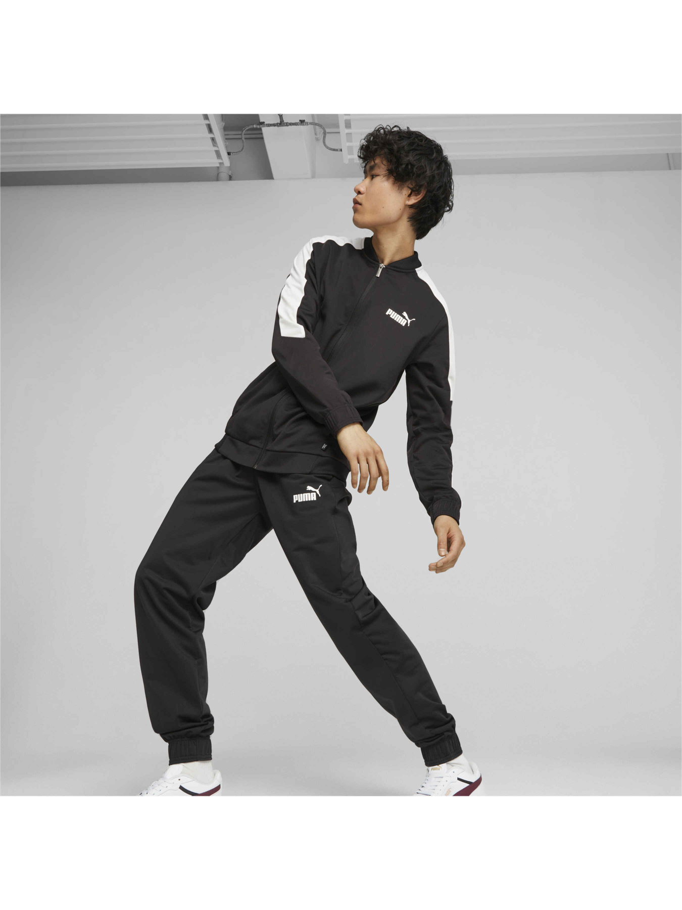 Спортивний костюм PUMA Baseball Tricot Suit модель 677428 Спортивний костюм PUMA Baseball Tricot Suit модель 677428 Фото