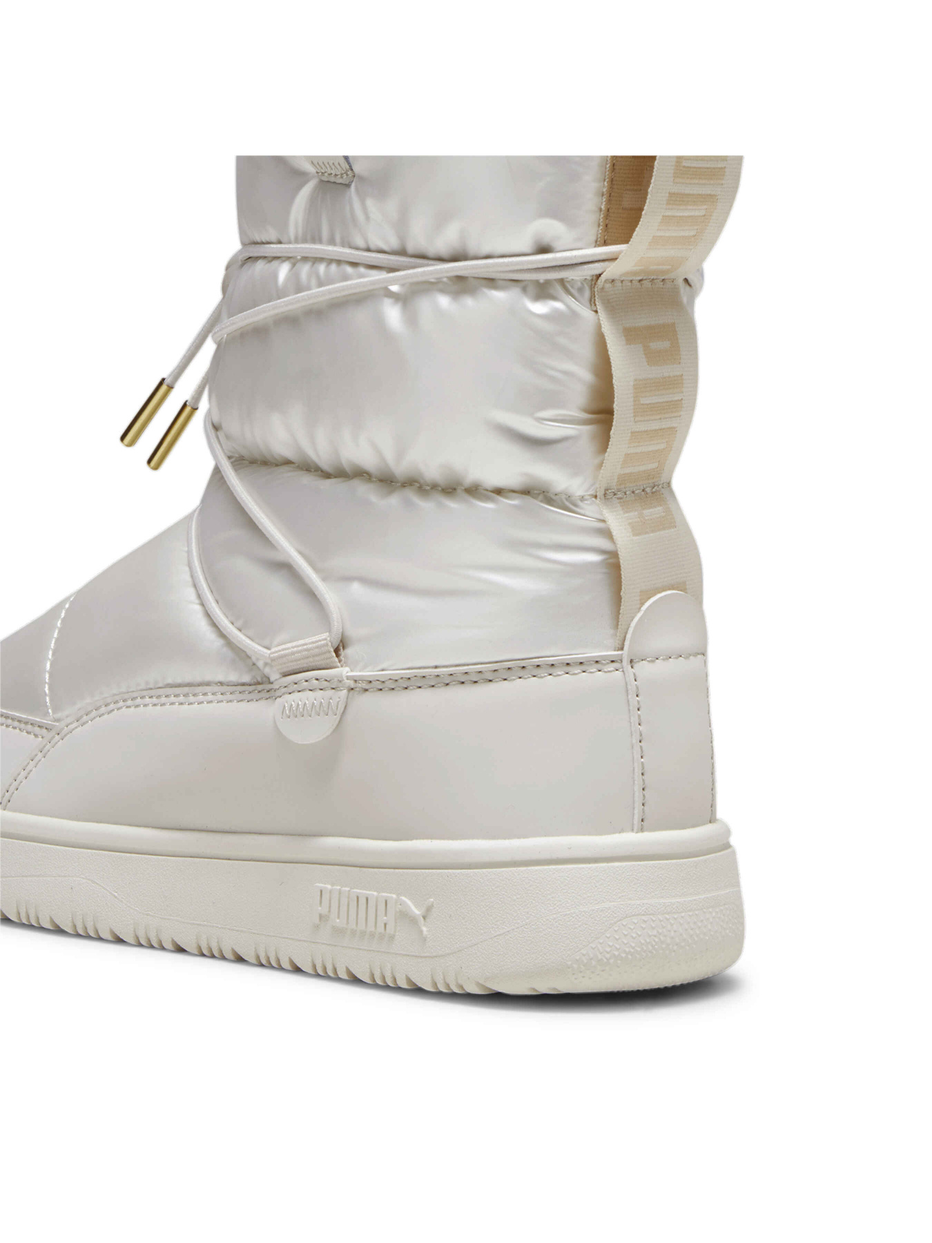 Черевики PUMA Snowbae Wns Patent модель 393931 Черевики PUMA Snowbae Wns Patent модель 393931 Фото