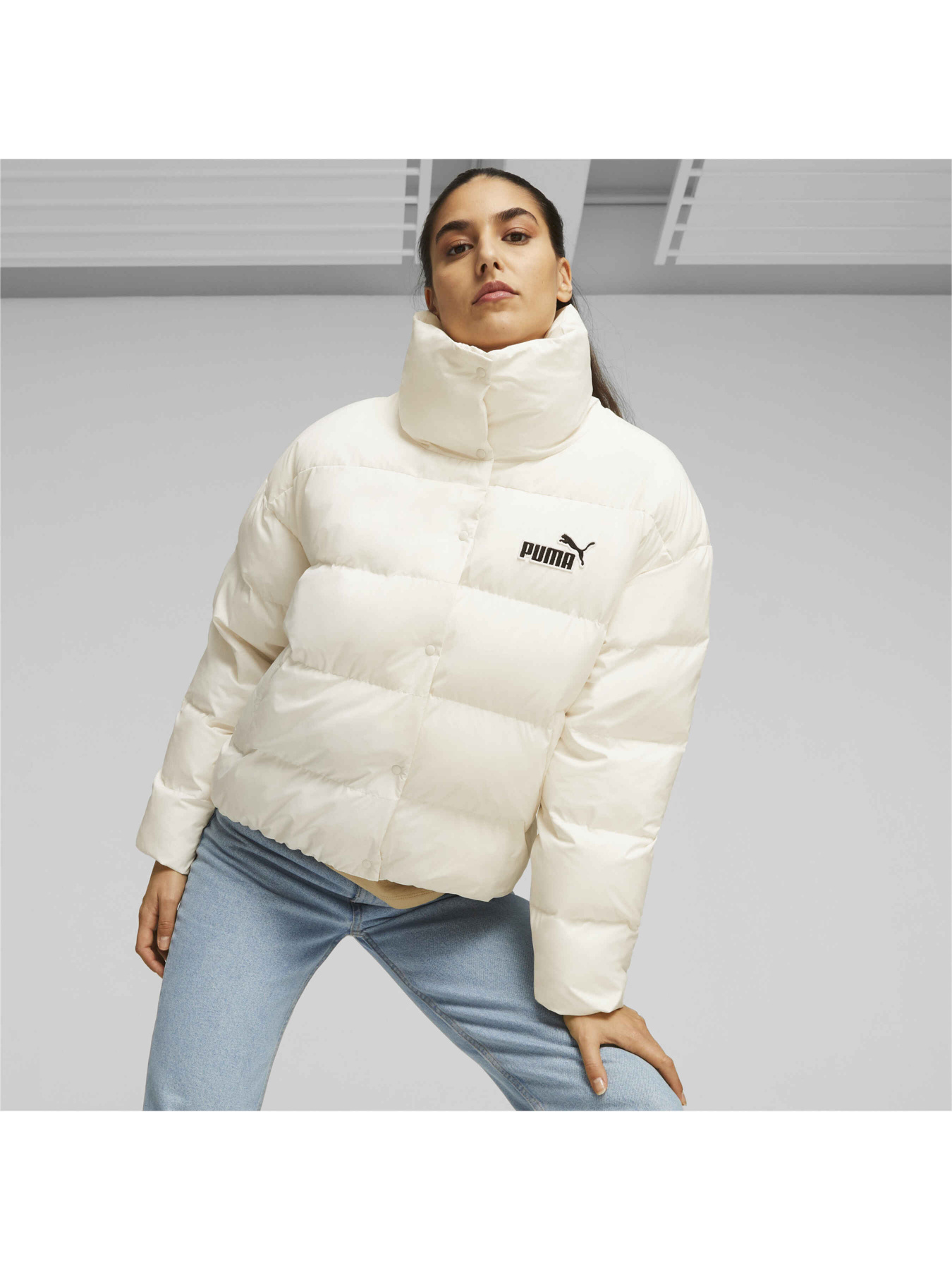 Демисезонная куртка PUMA Better Polyball Puffer модель 675367 Фото