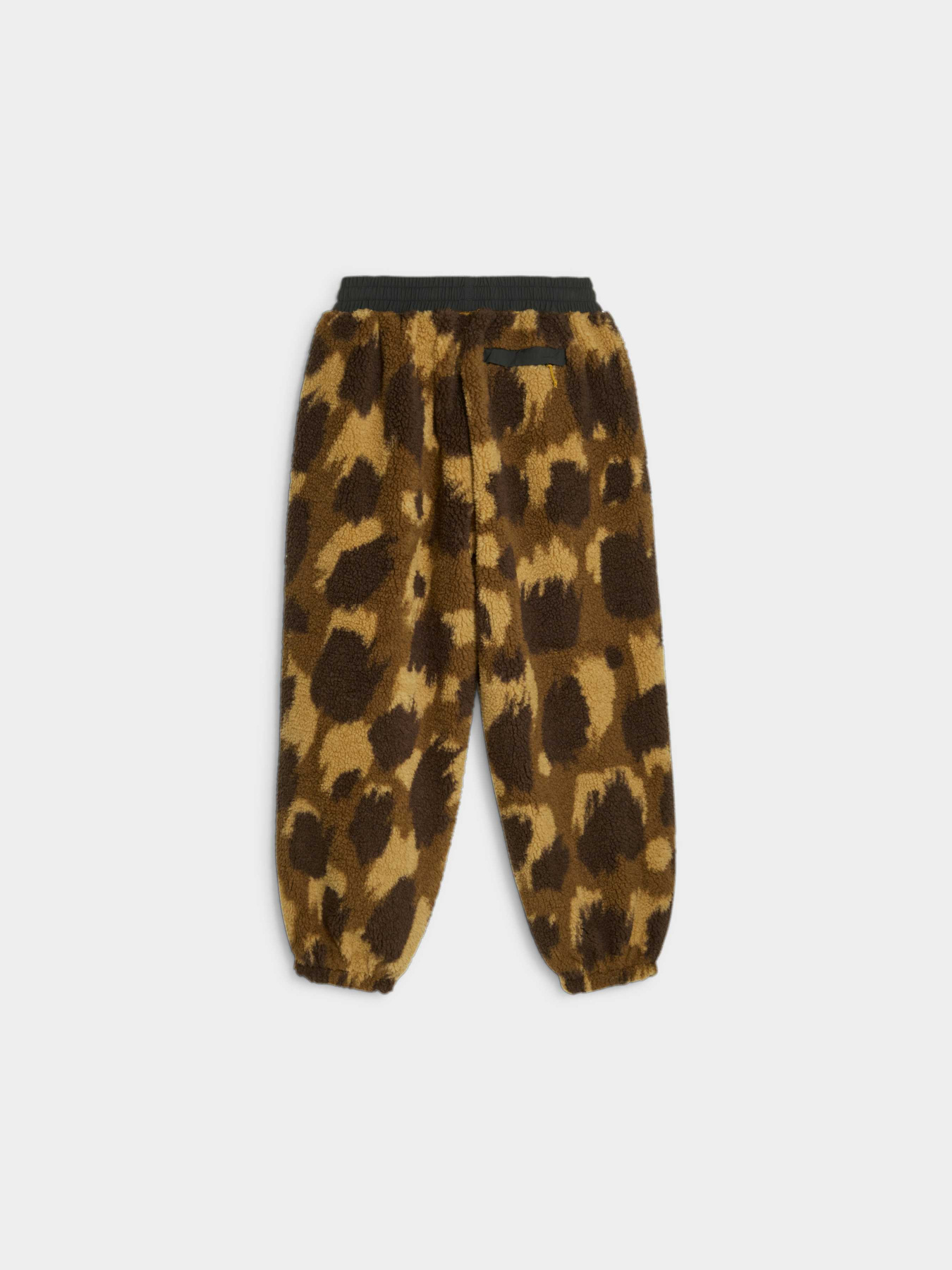 Штани спортивні PUMA Downtown Aop Sherpa Pants модель 621461 Фото