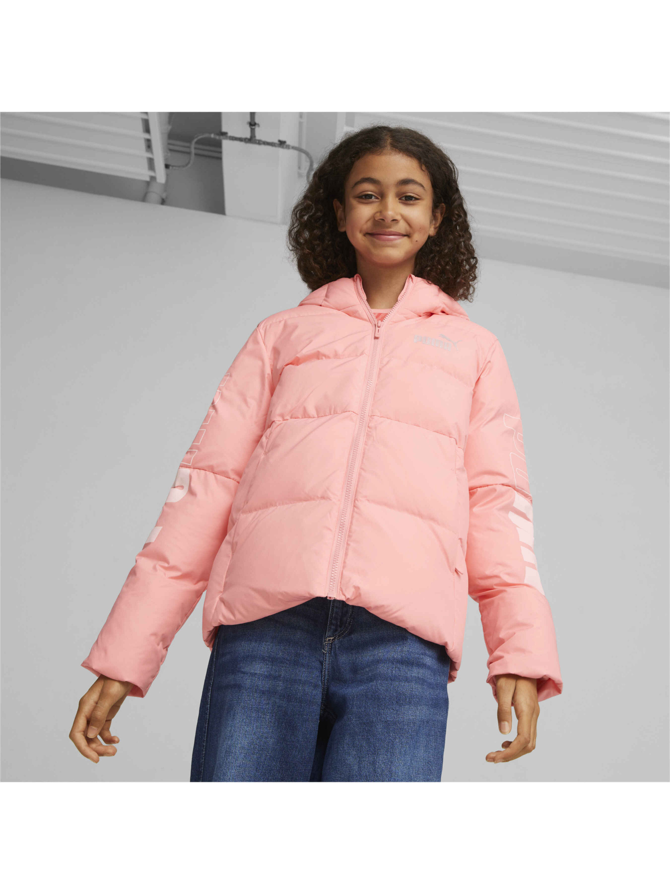 Куртки и дубленки PUMA Power Hooded Jacket модель 675959 Фото