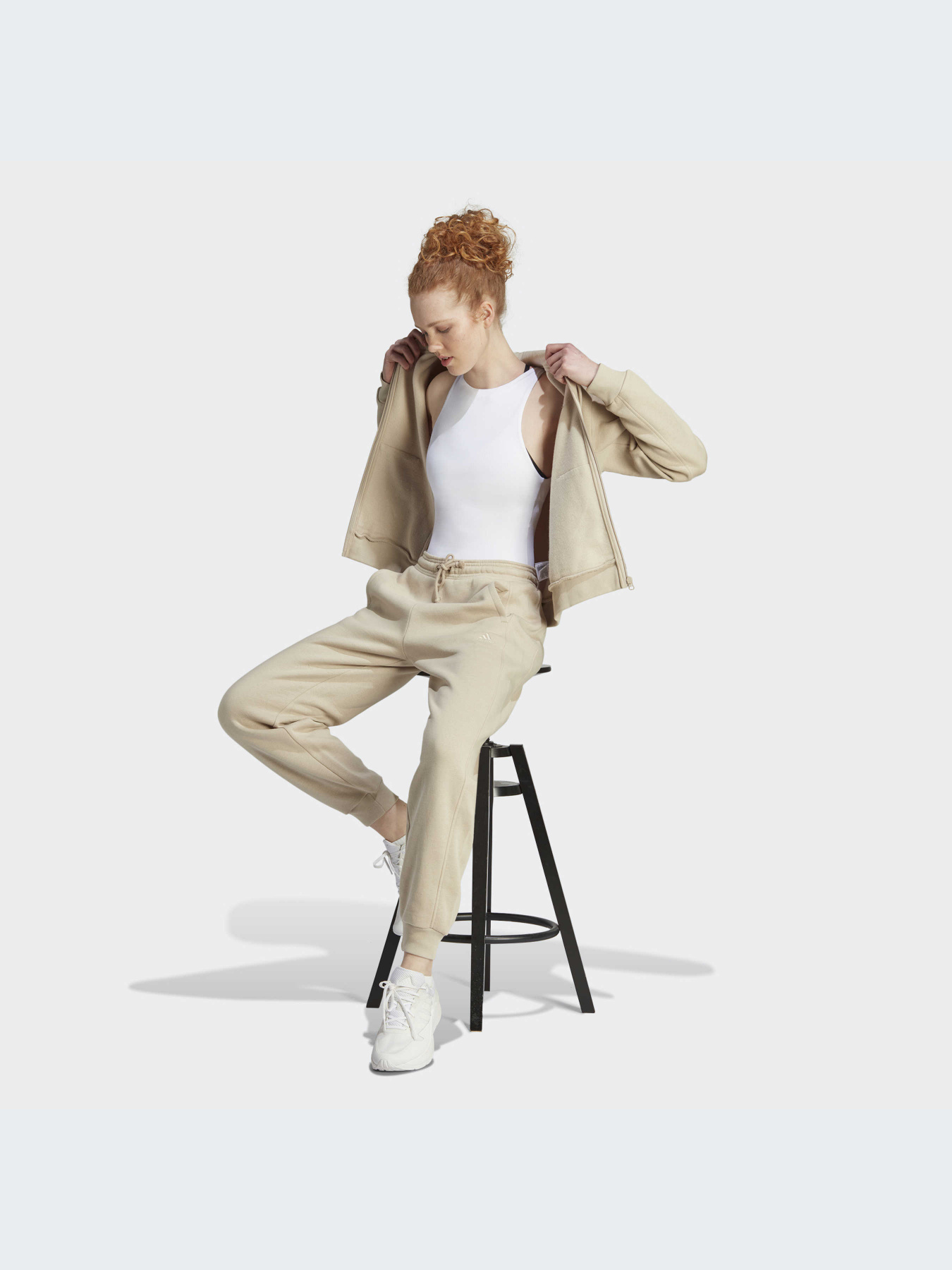 Худи и свитшоты Adidas модель IM0313-KZ Фото