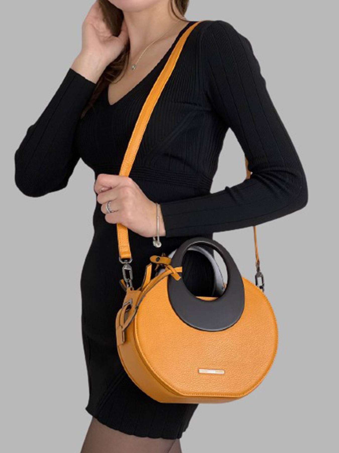 Хобо KARYA модель 2256-56 Фото