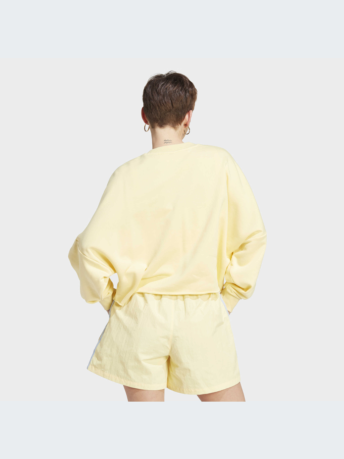 Свитшот Adidas Graphics модель IT8161 Фото