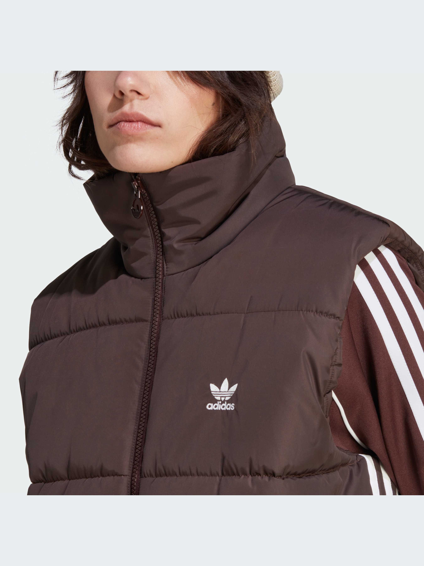 Жилет с утеплителем Adidas модель IP1326 Фото