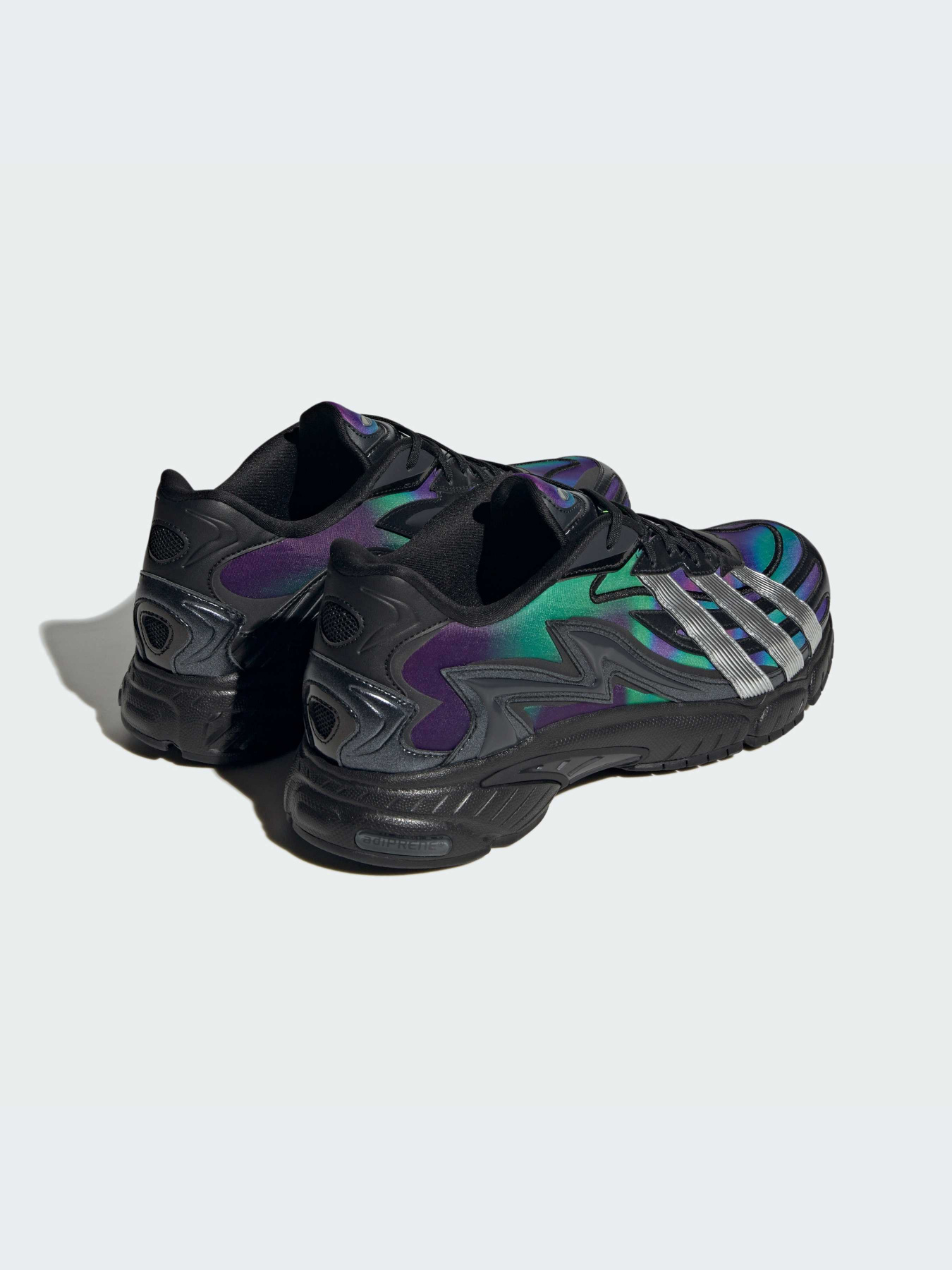 Кроссовки повседневные Adidas модель IE4216 Фото