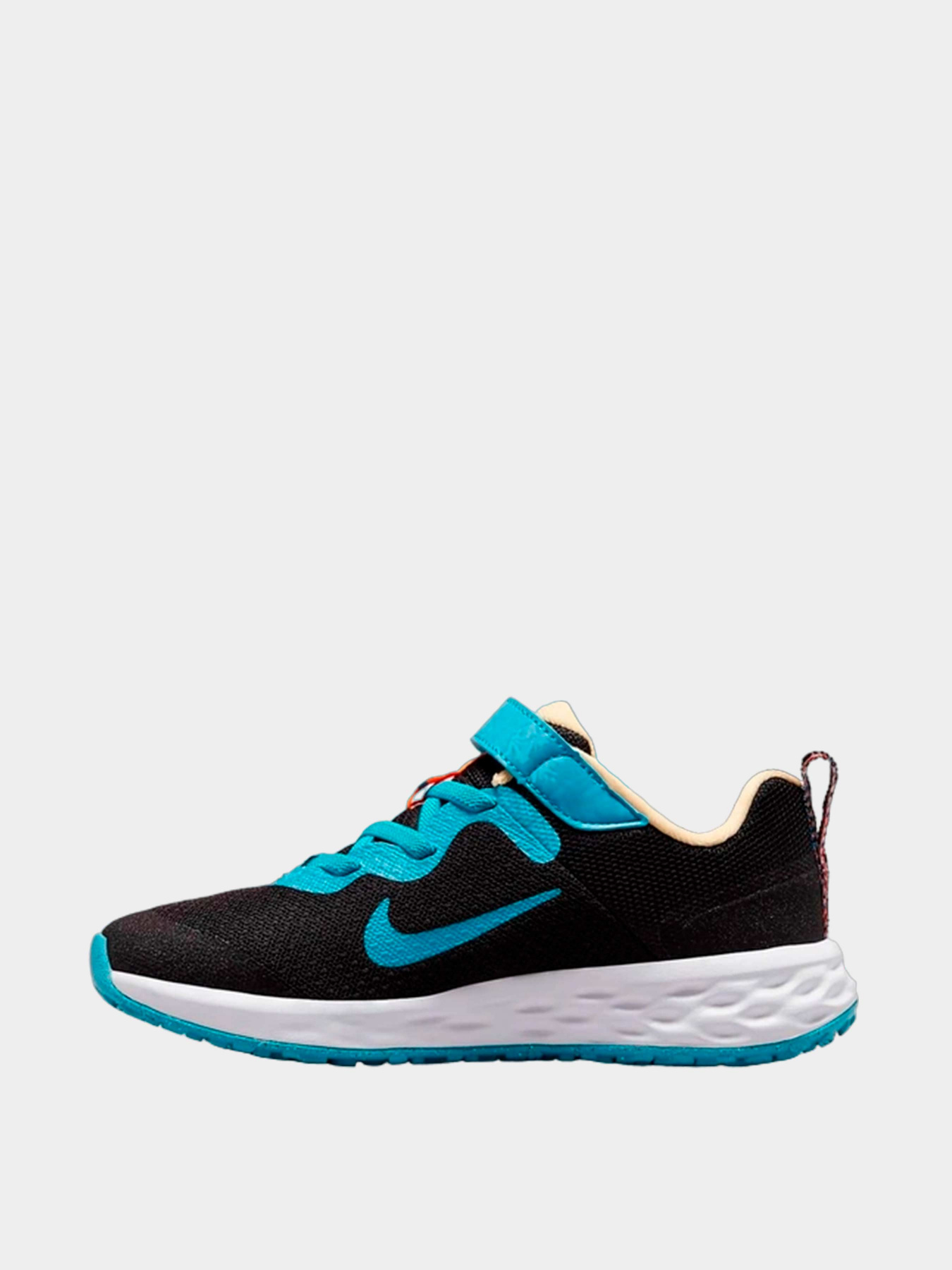 Кроссовки NIKE модель FB2718-001 Фото