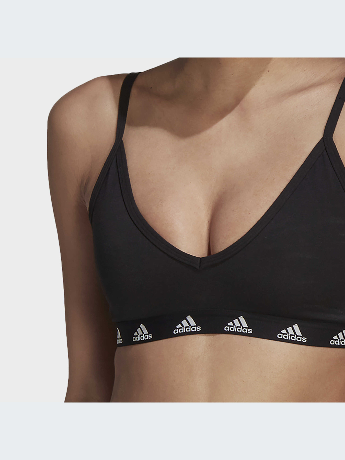 Спортивный топ Adidas Clima модель HA0067 Фото